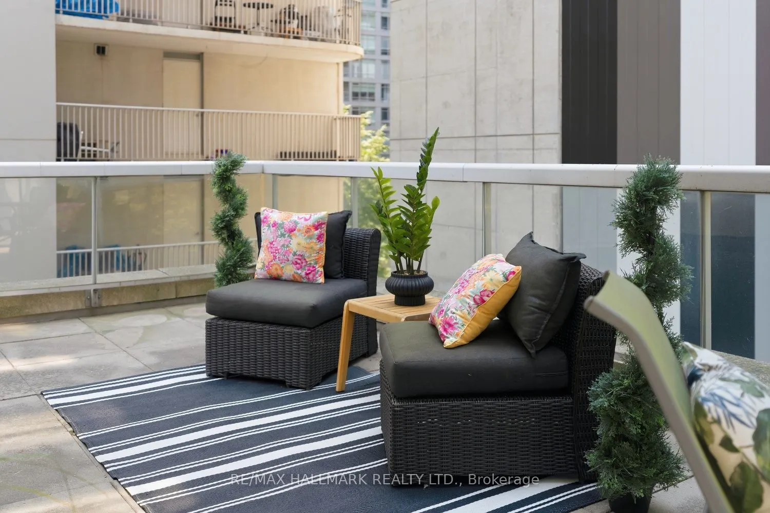 43 Eglinton Avenue E #310