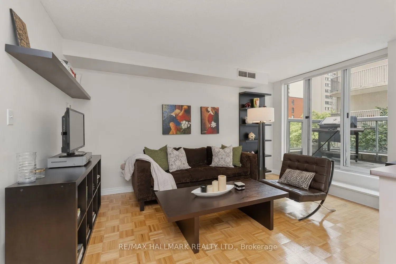 43 Eglinton Avenue E #310