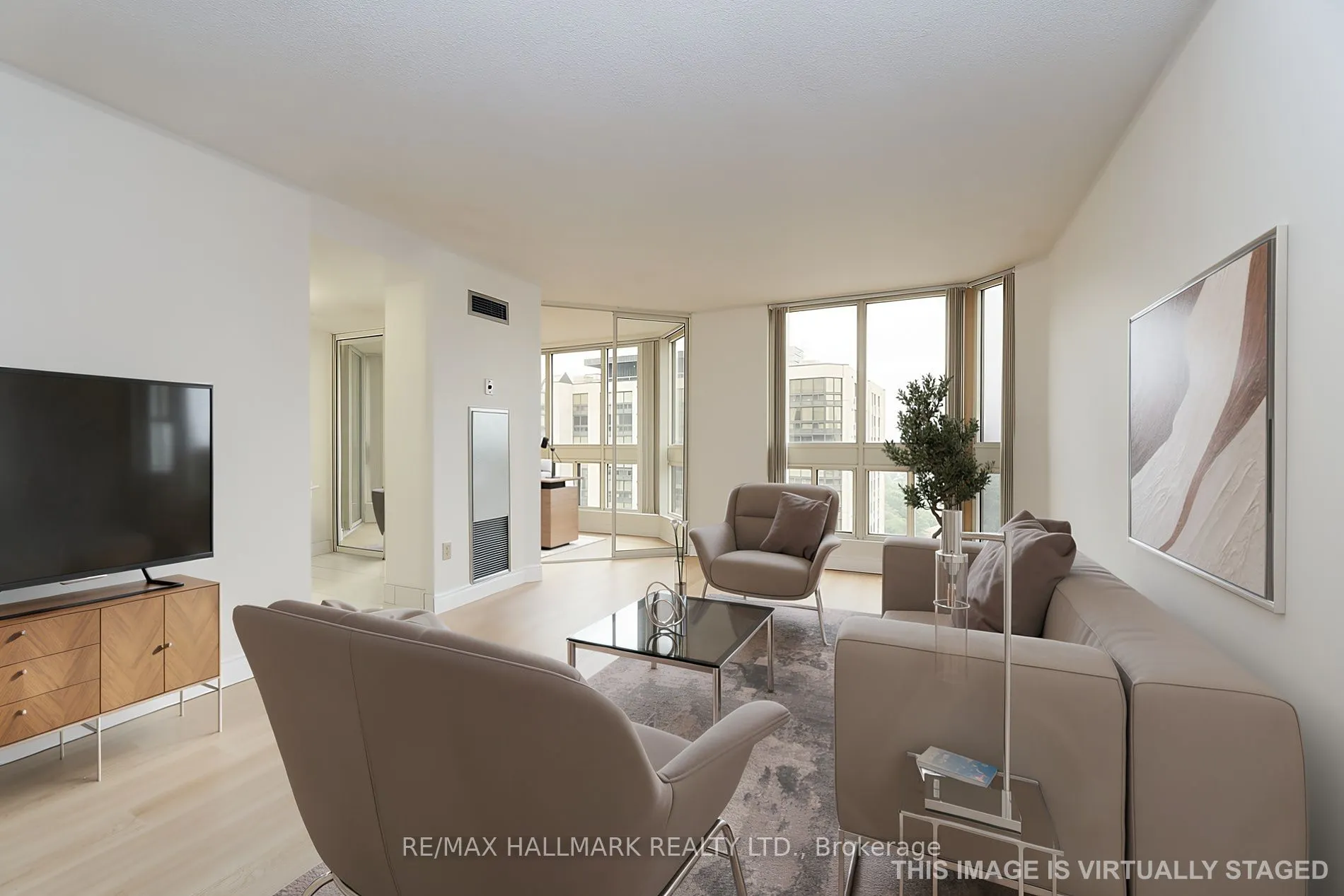 10 Kenneth Avenue #1704