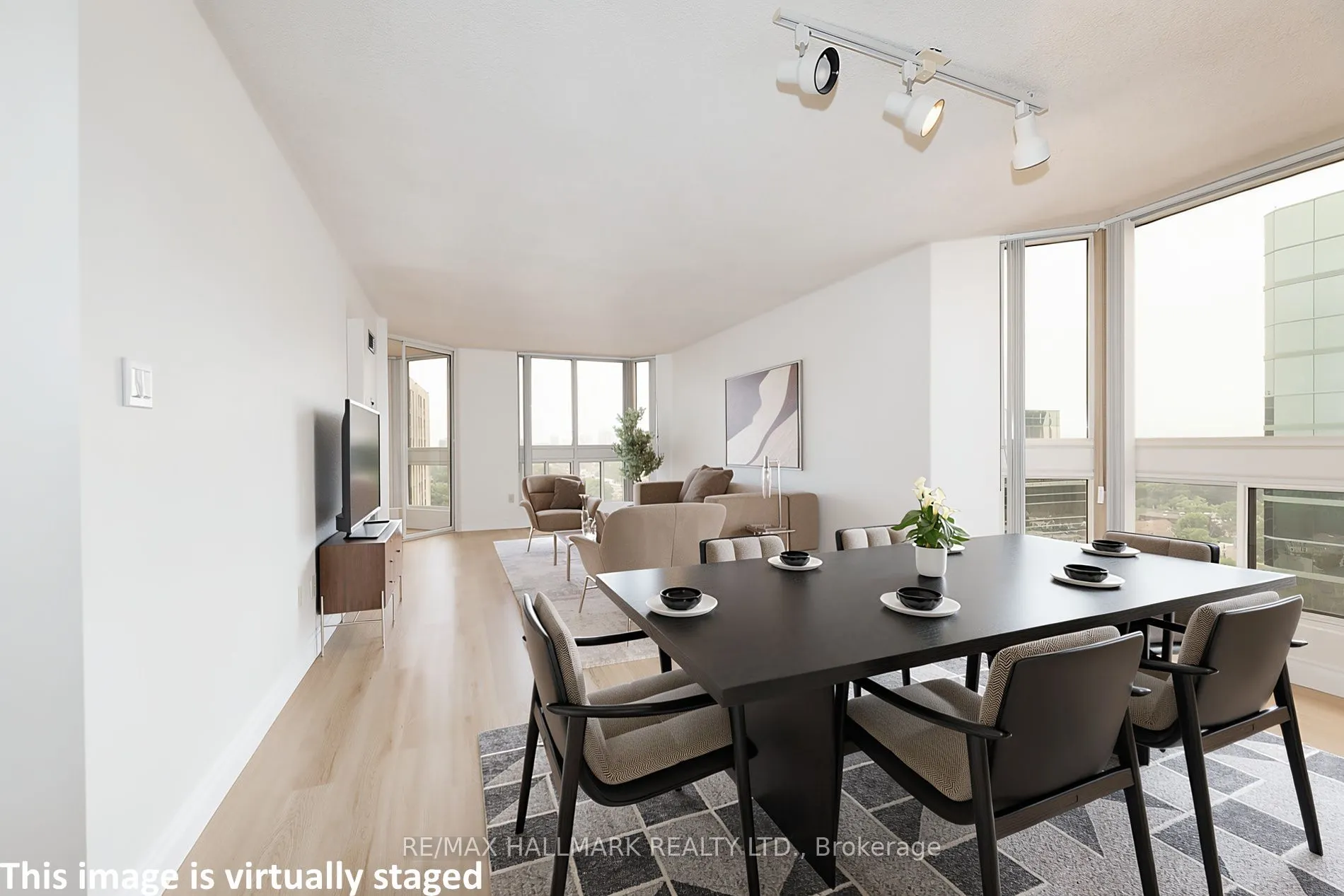 10 Kenneth Avenue #1704