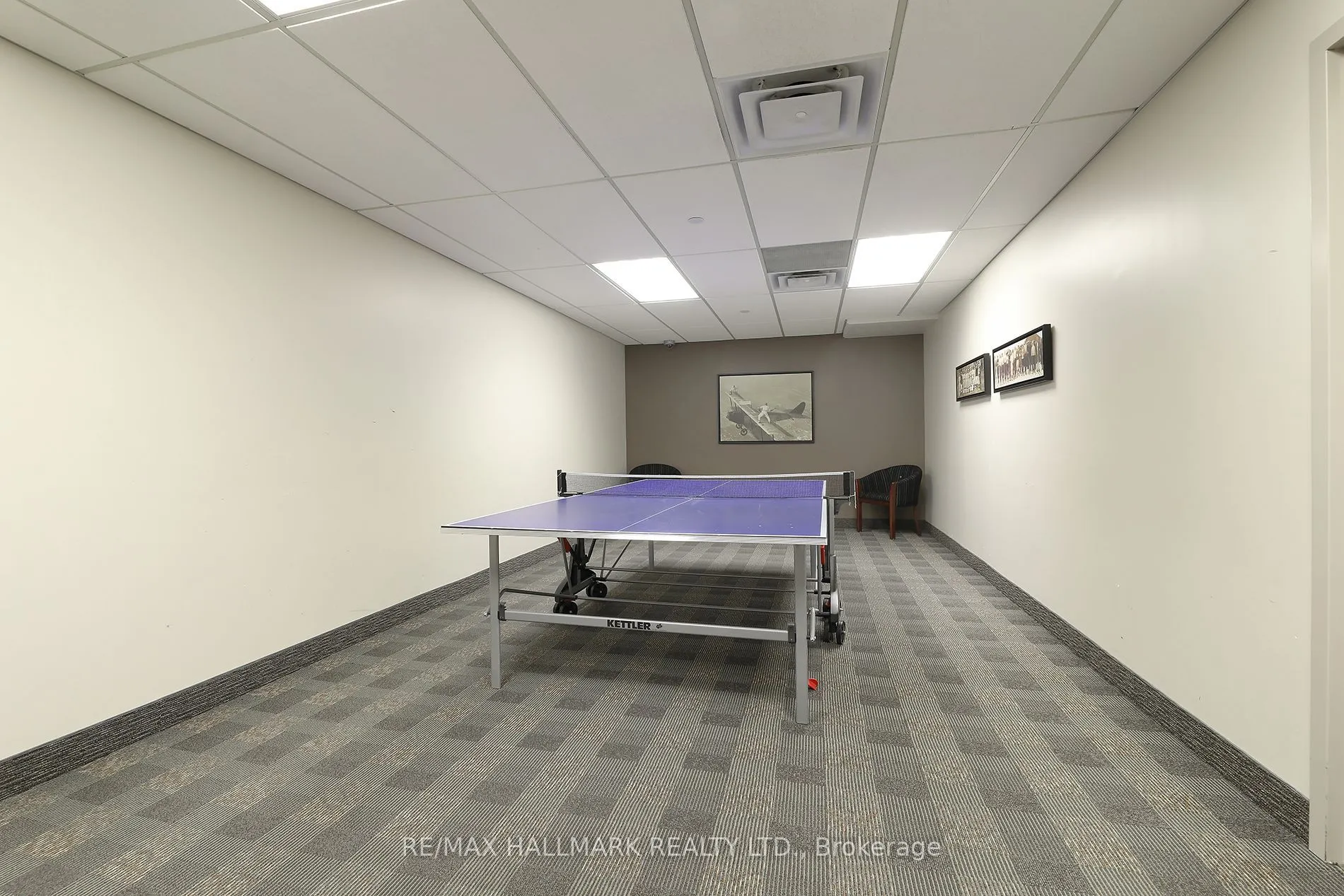 10 Kenneth Avenue #1704