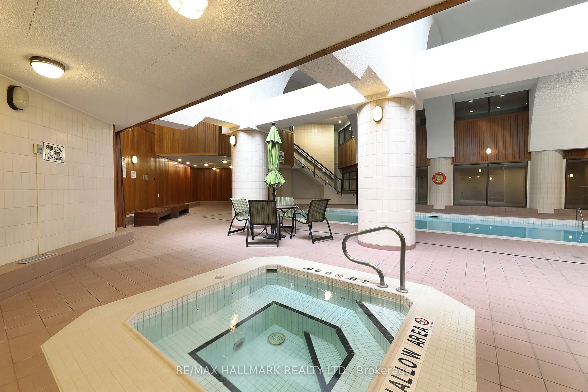 10 Kenneth Avenue #1704