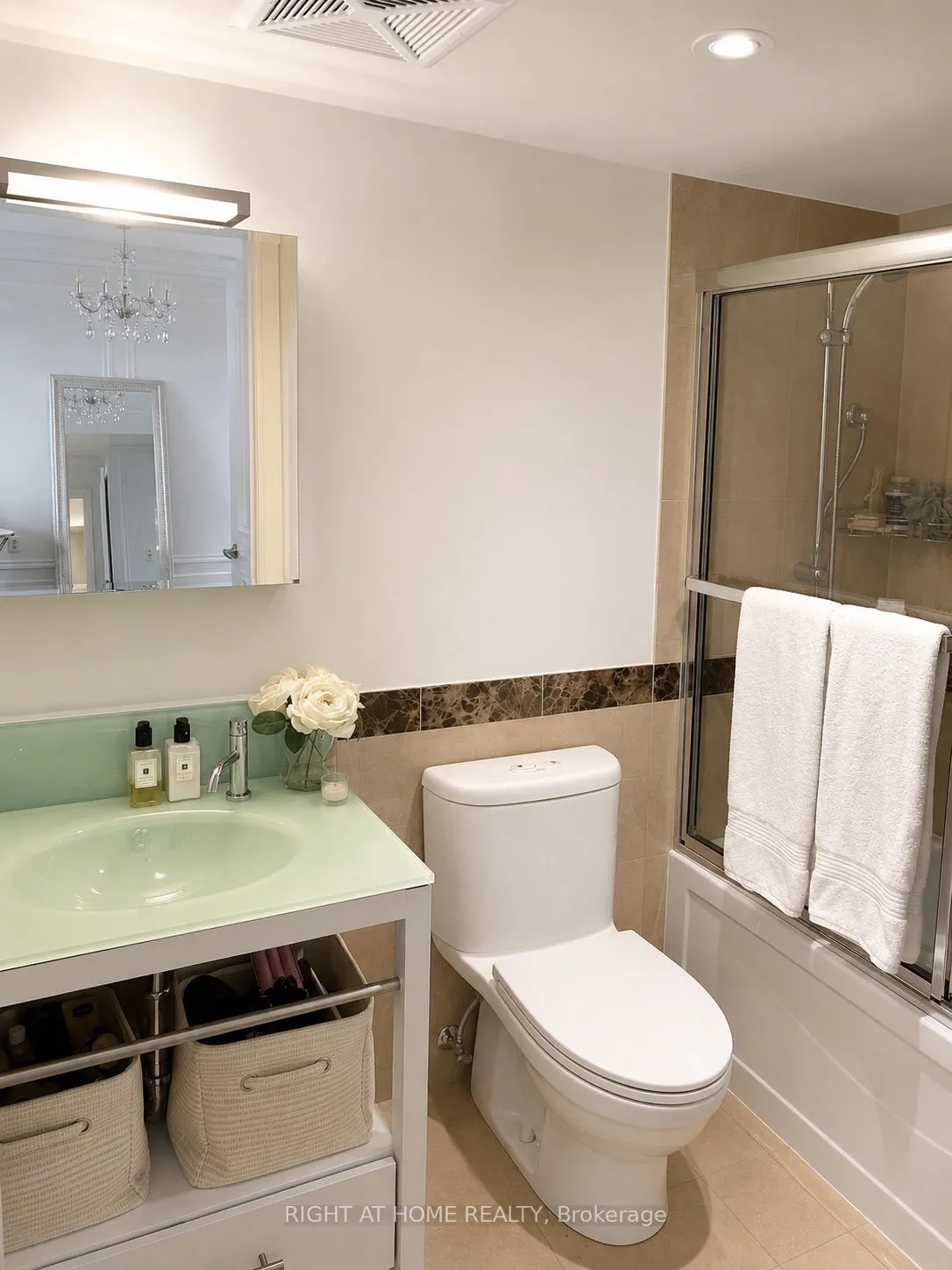 650 Sheppard Avenue E #403