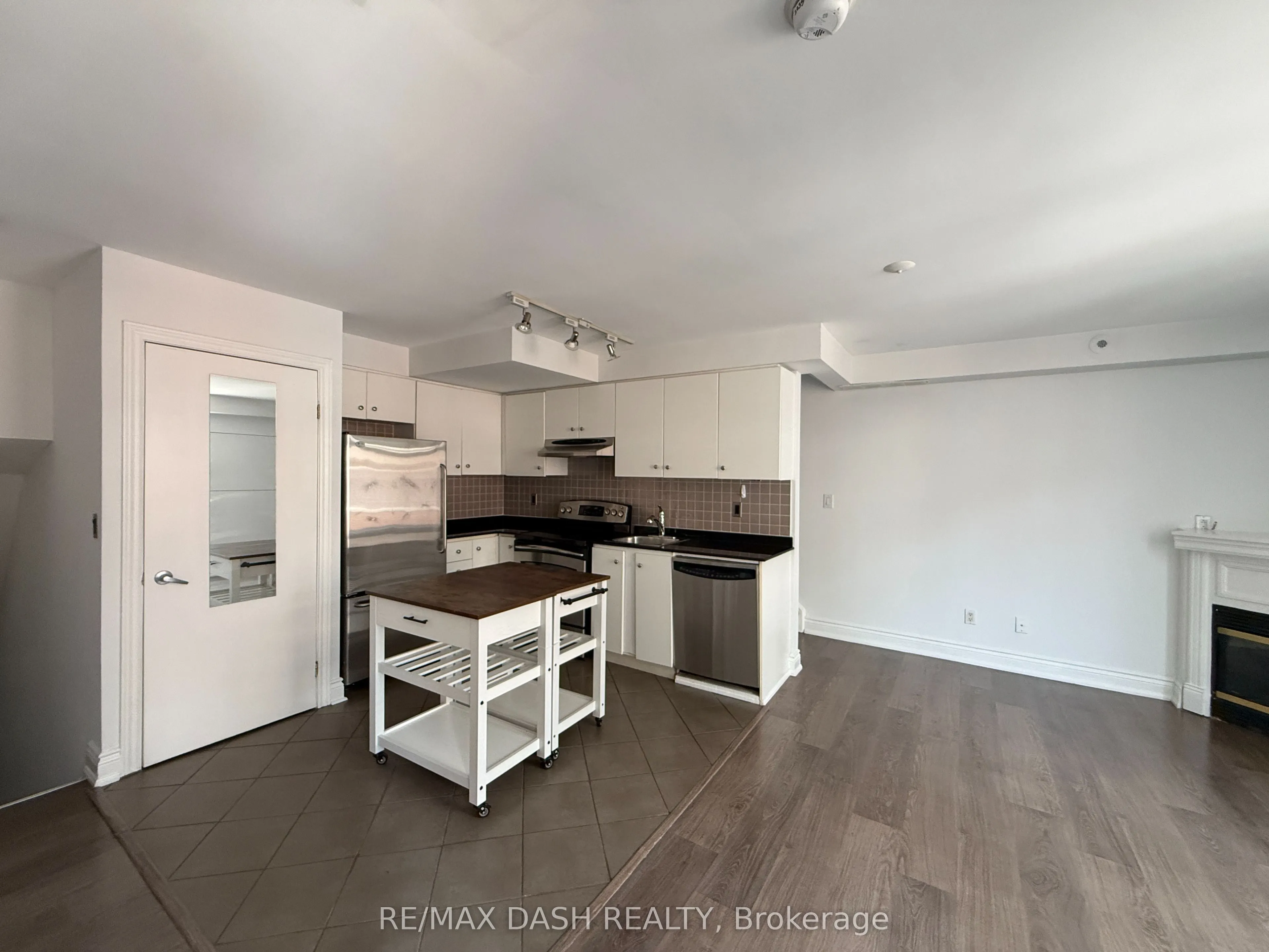 415 Jarvis Street #342