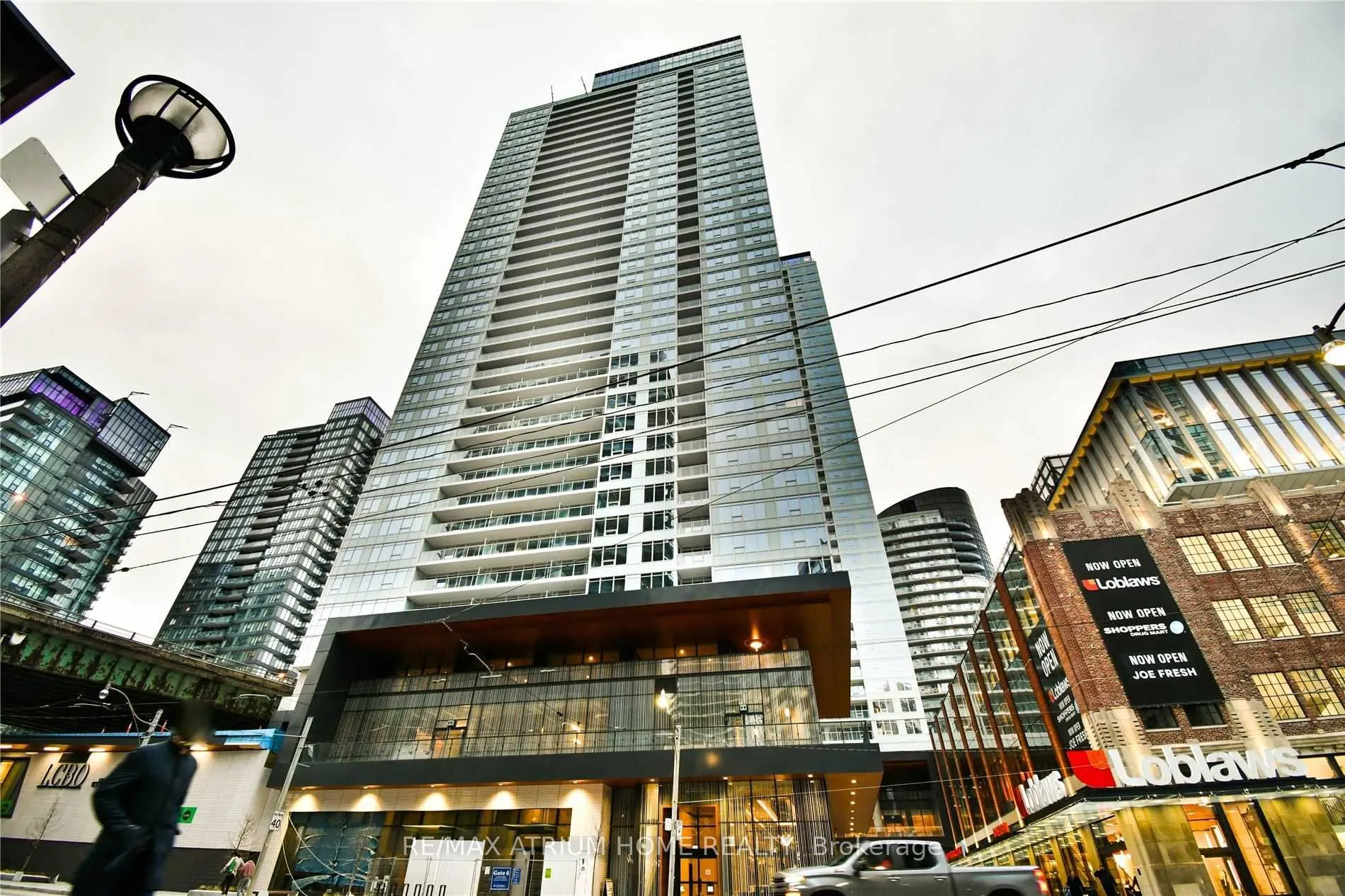 19 Bathurst Street #3206