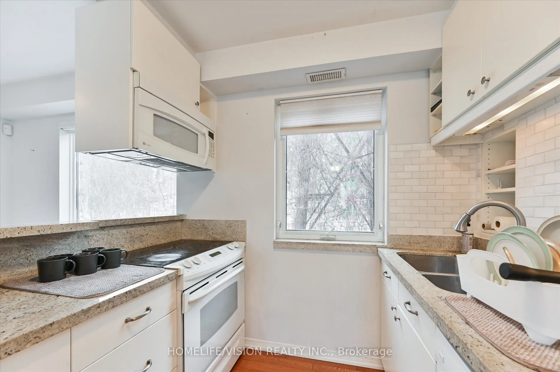 400 Summerhill Avenue #2nd Flr
