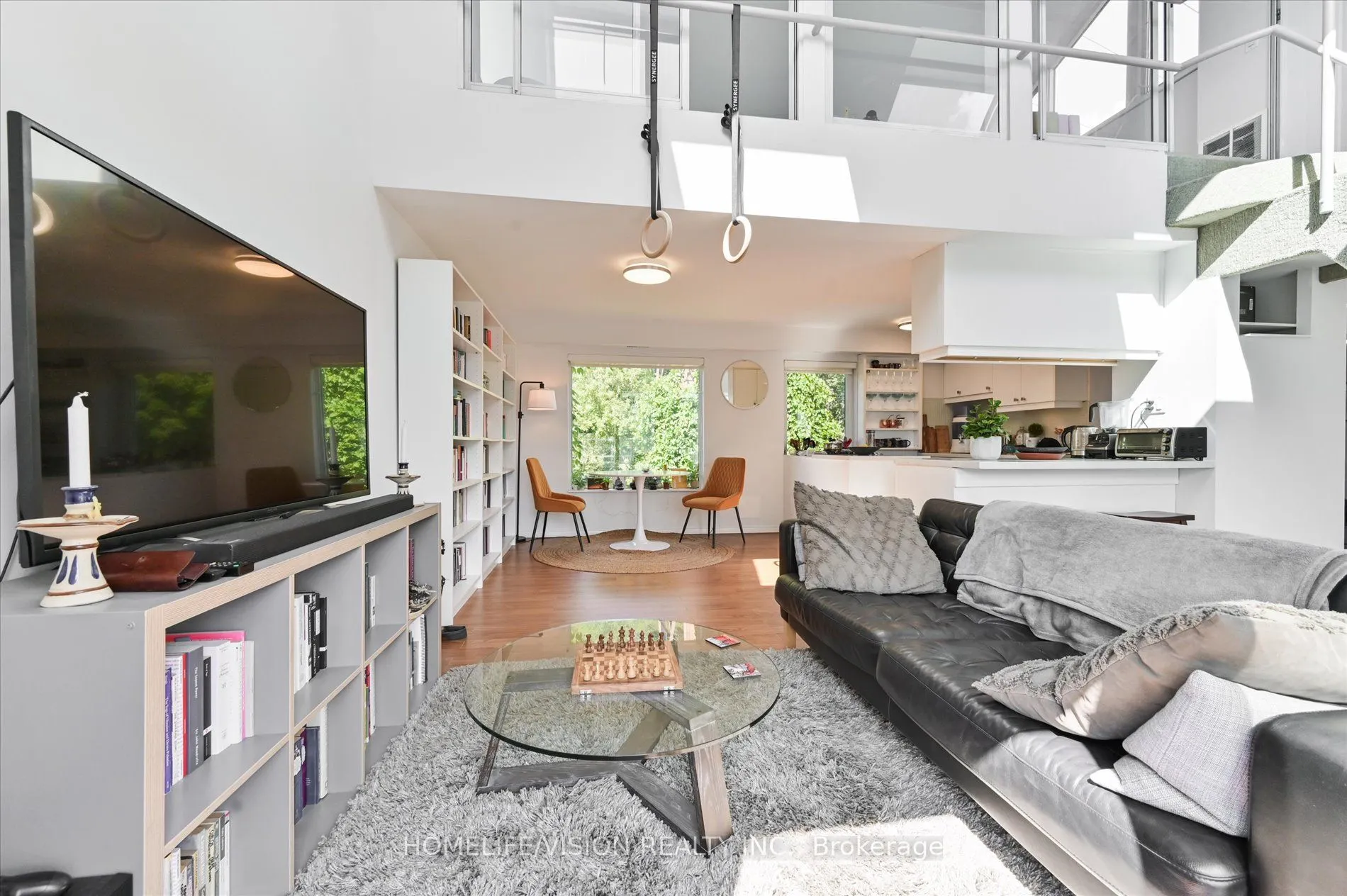 400 Summerhill Avenue #3rd Flr