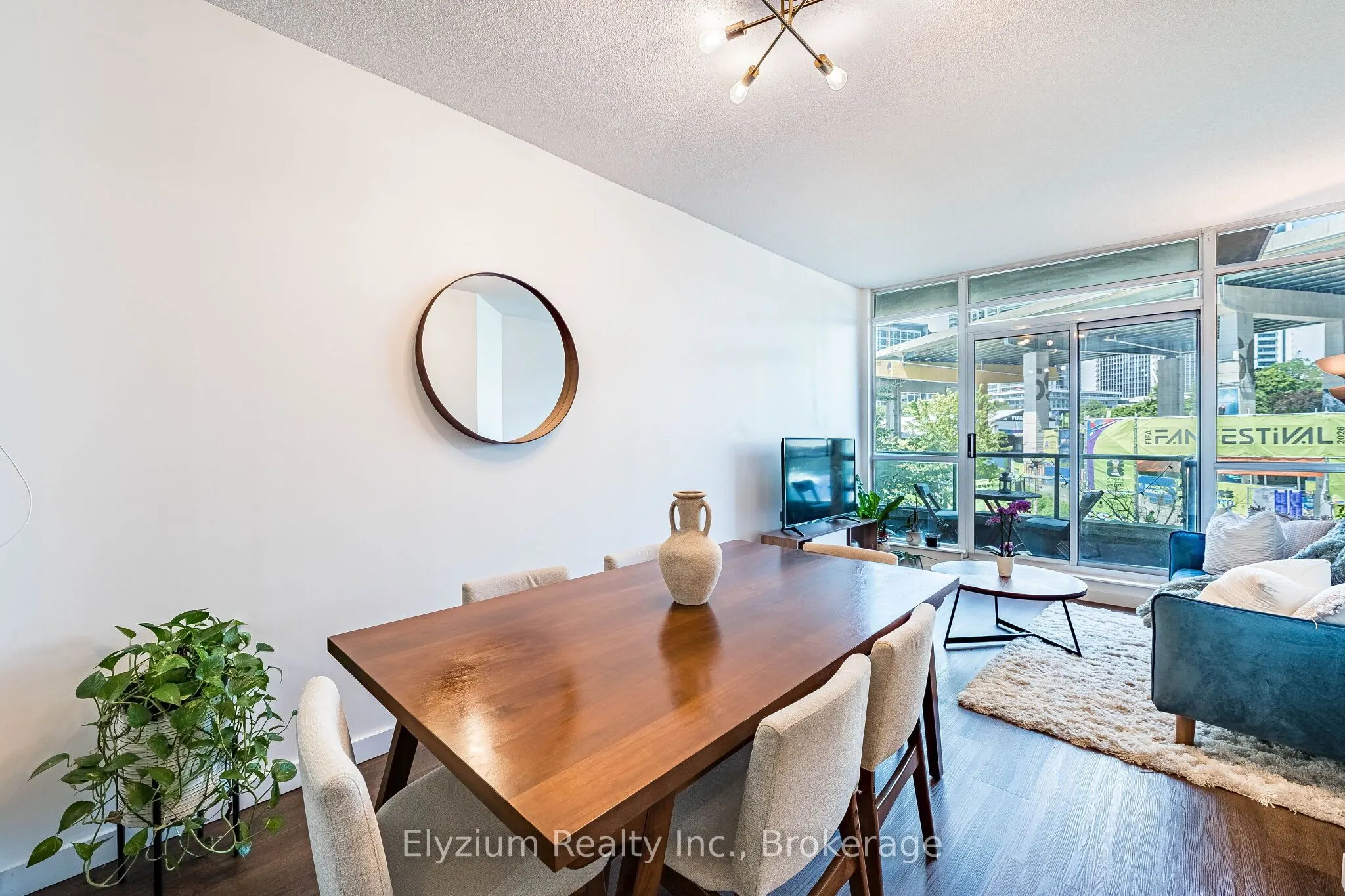 231 Fort York Boulevard #220