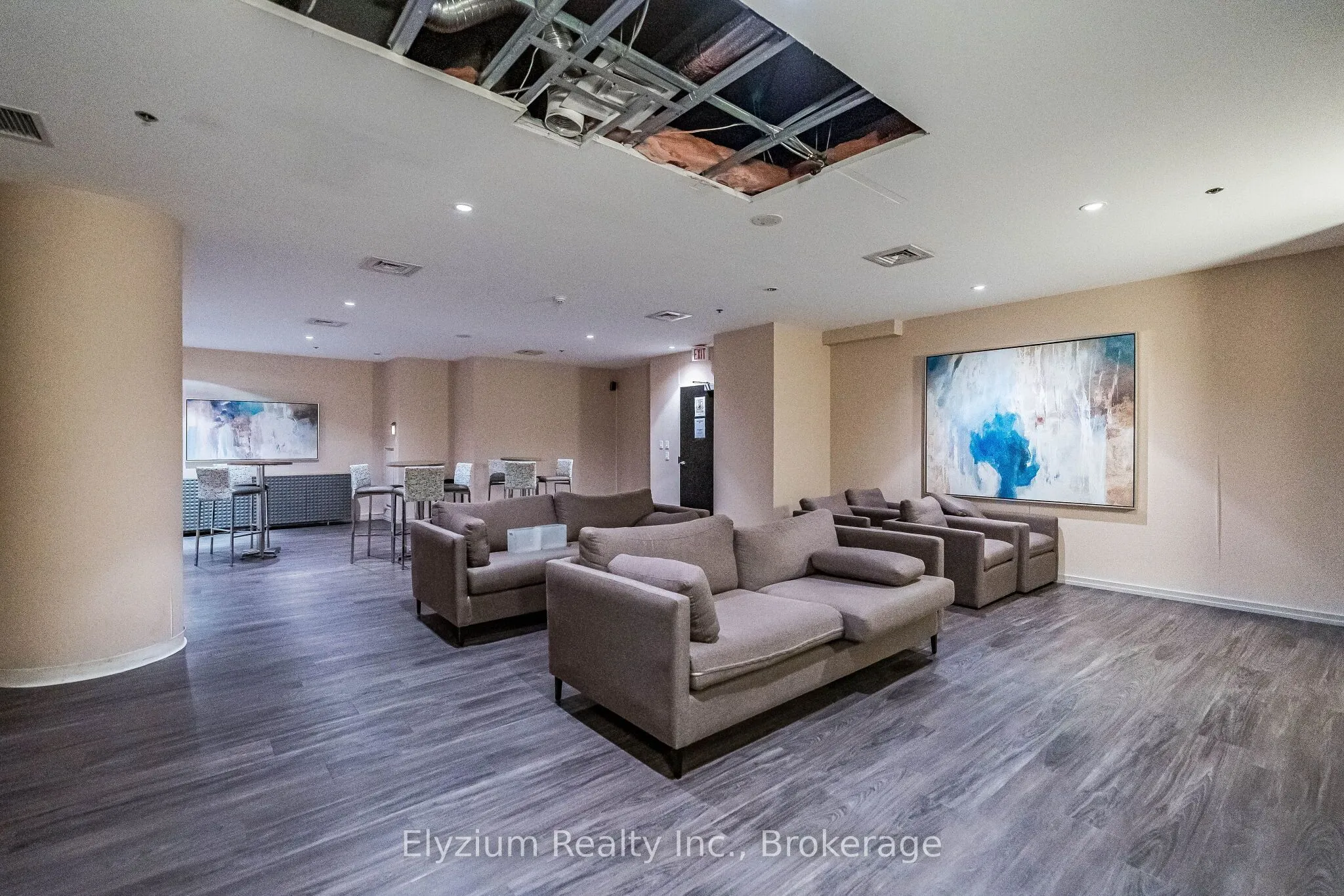 231 Fort York Boulevard #220