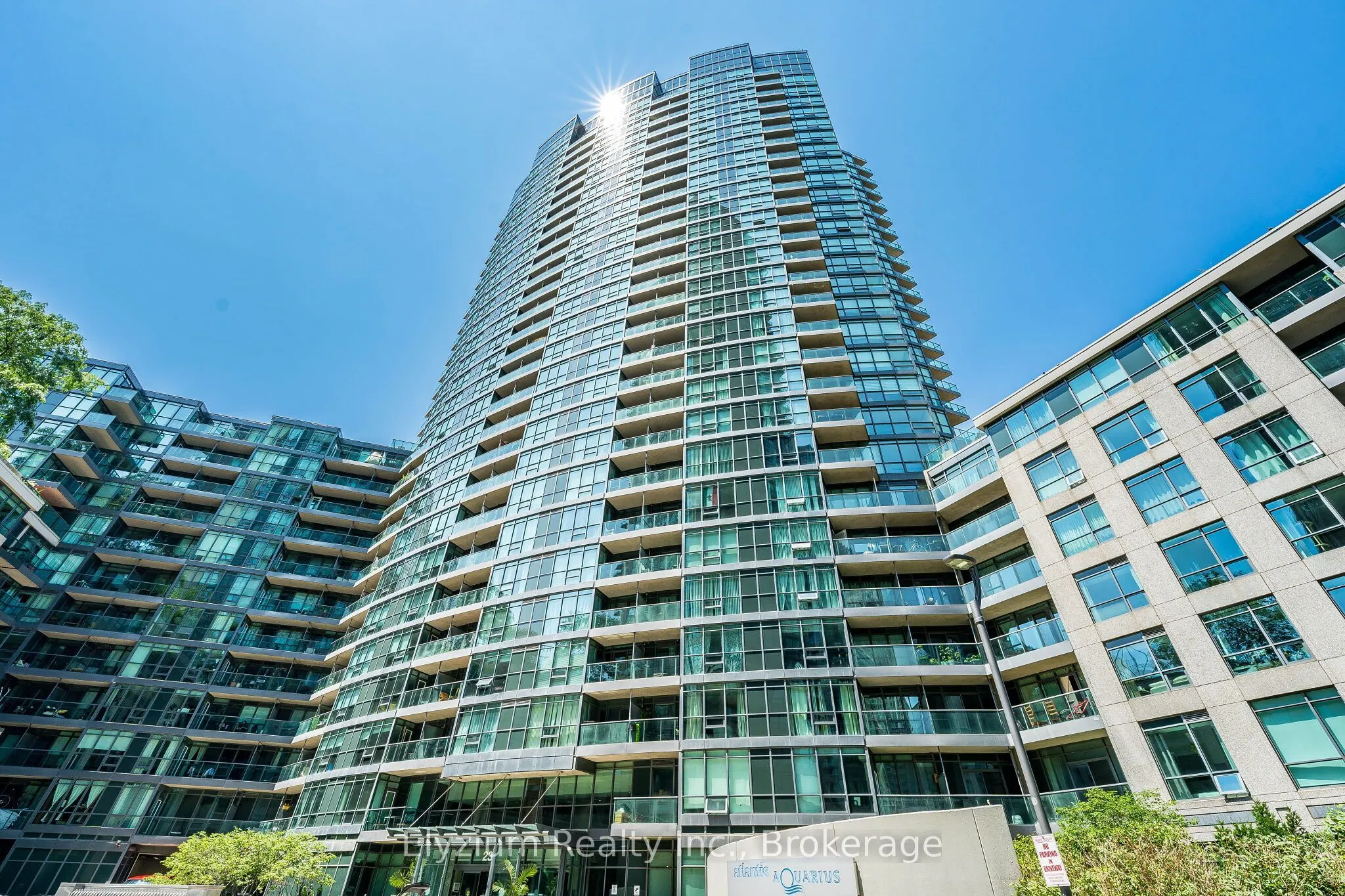 231 Fort York Boulevard #220