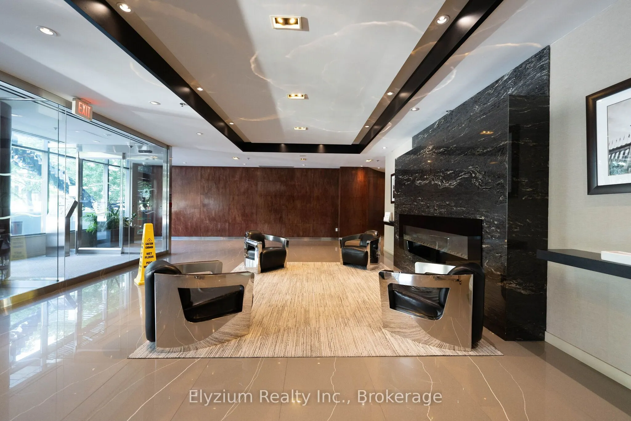 231 Fort York Boulevard #220