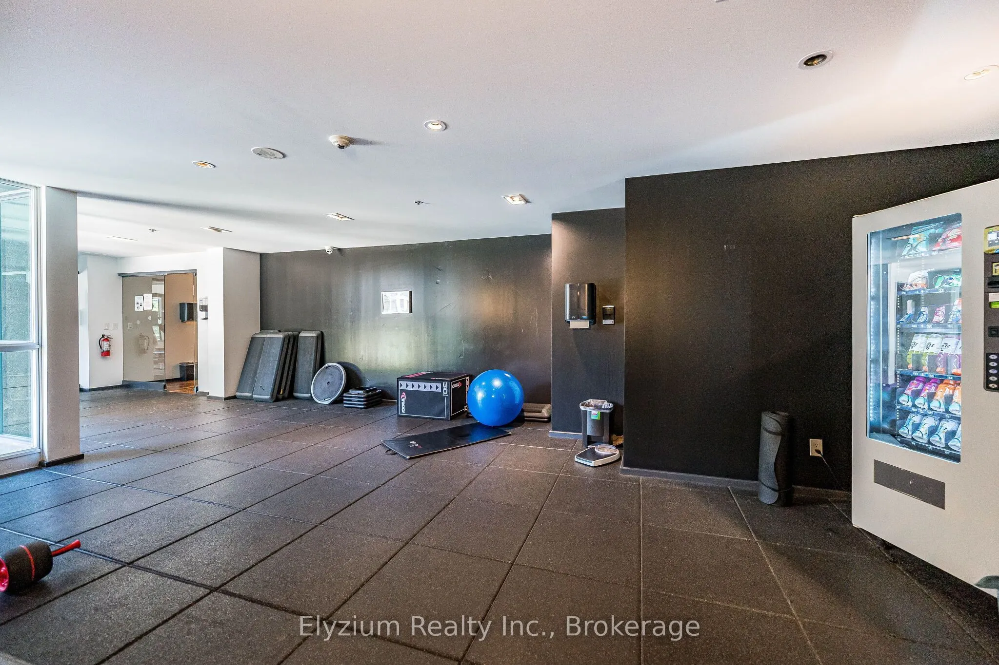 231 Fort York Boulevard #220