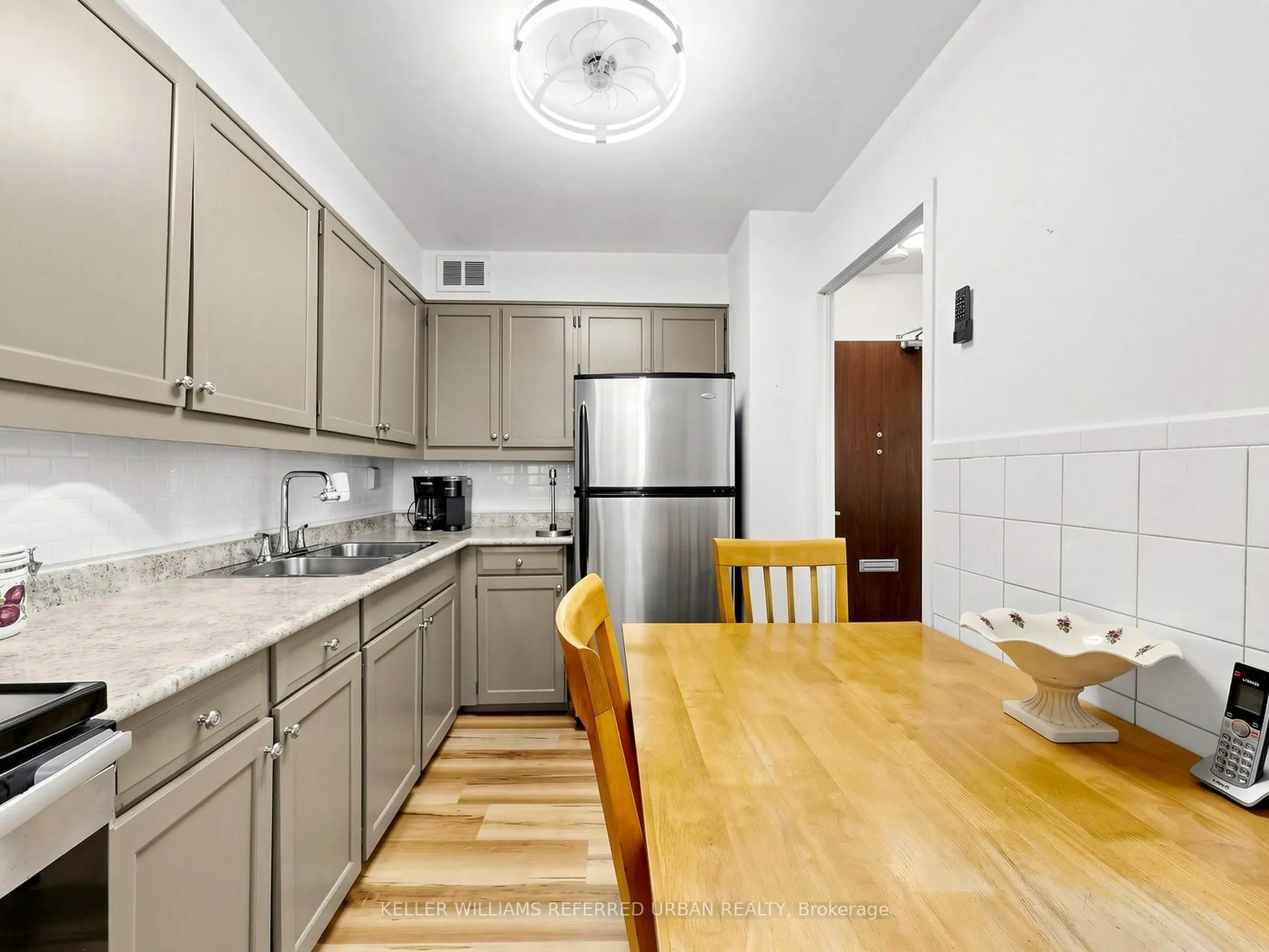 10 Parkway Forest Drive #1111