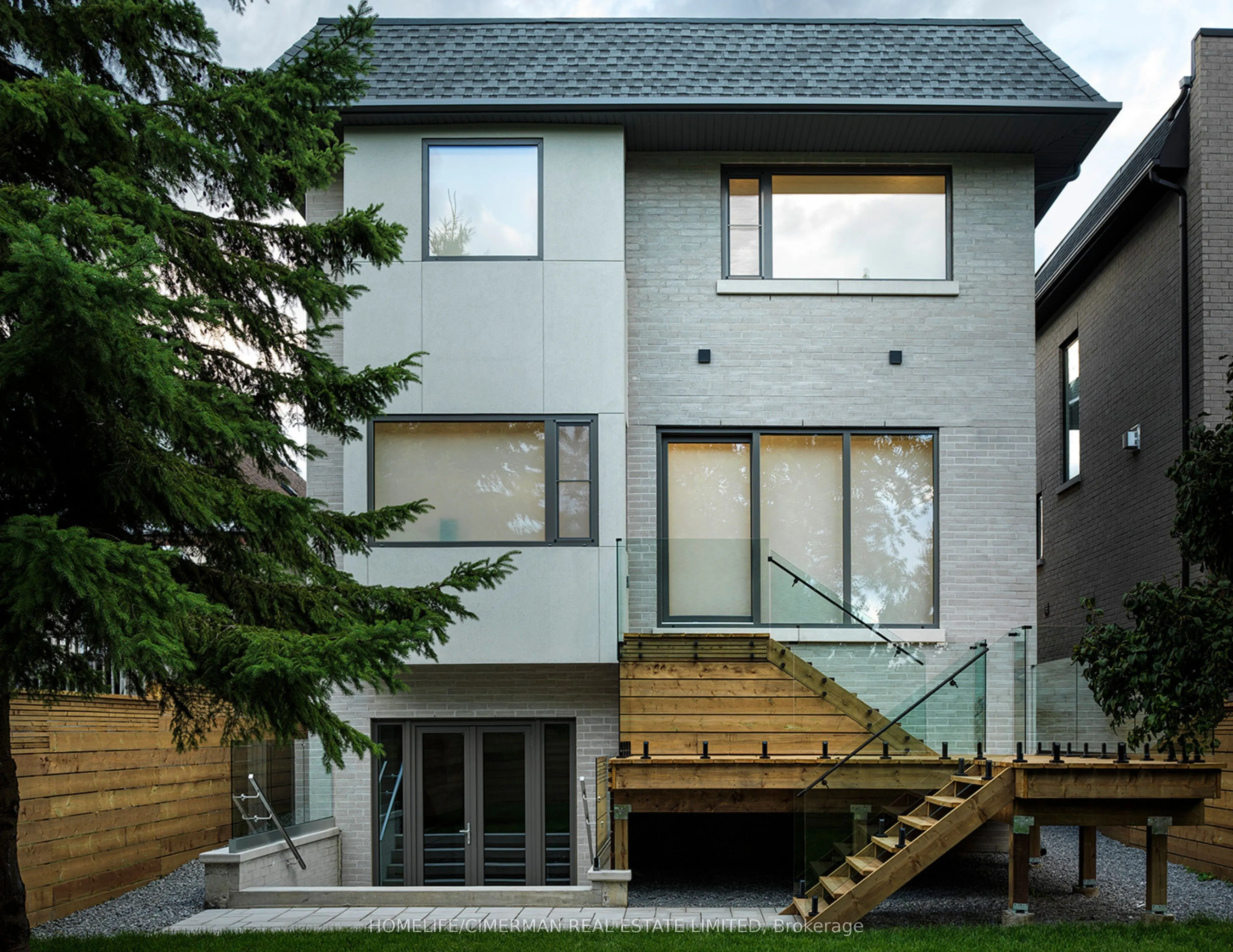 21 FARRELL Avenue