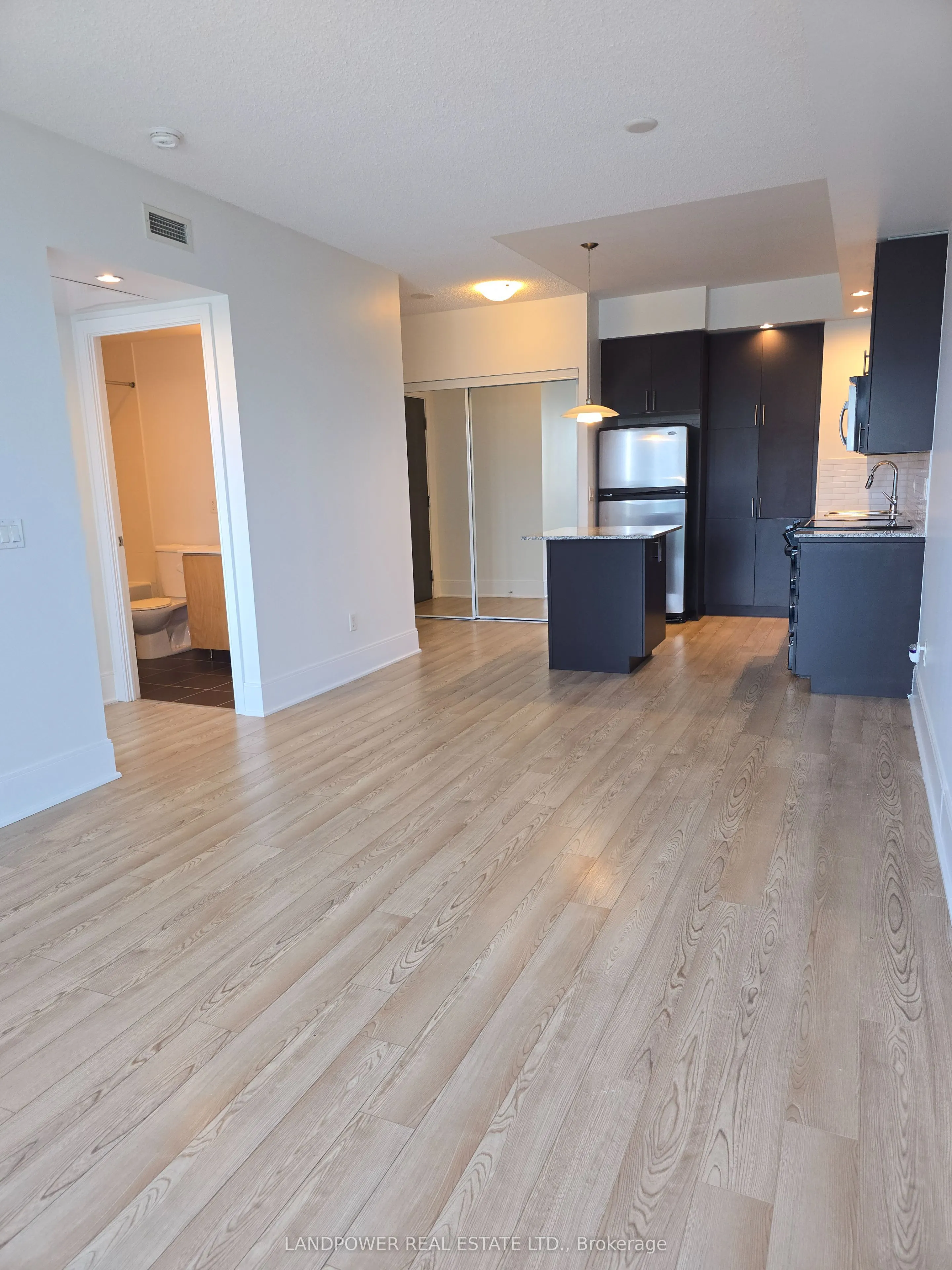 181 Wynford Drive #1001