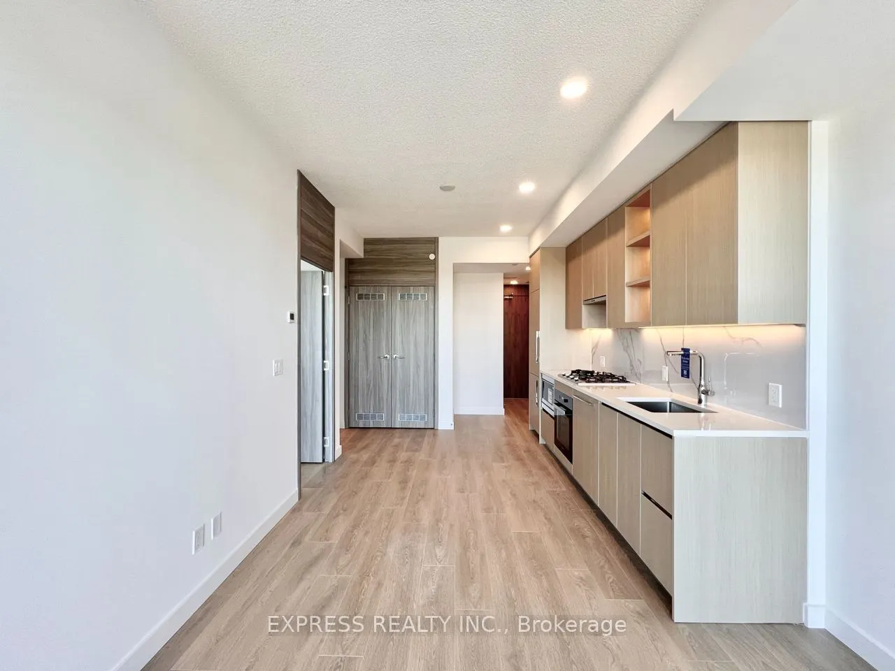 68 Esther Shiner Boulevard #1008