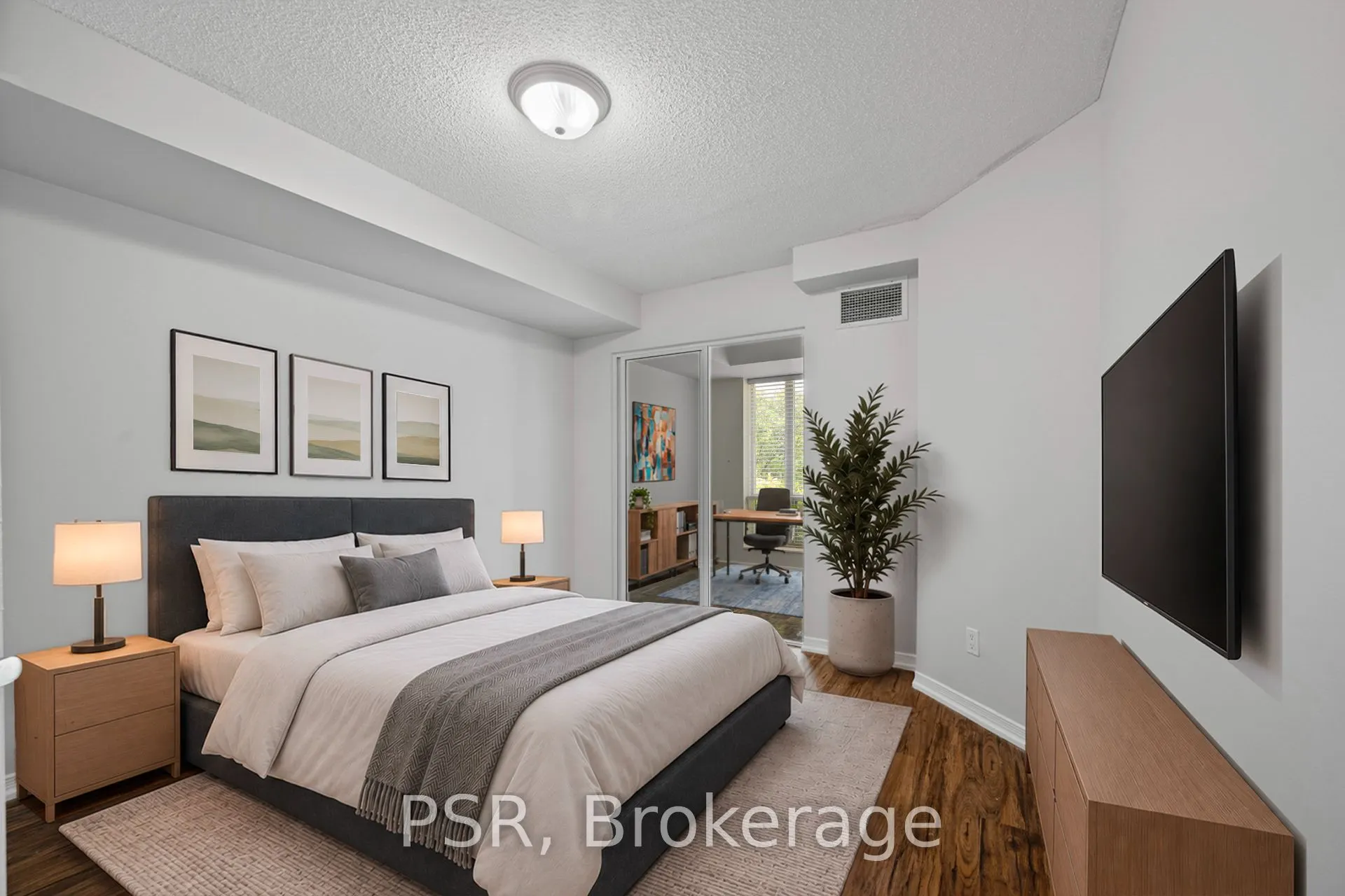 515 Rosewell Avenue #104