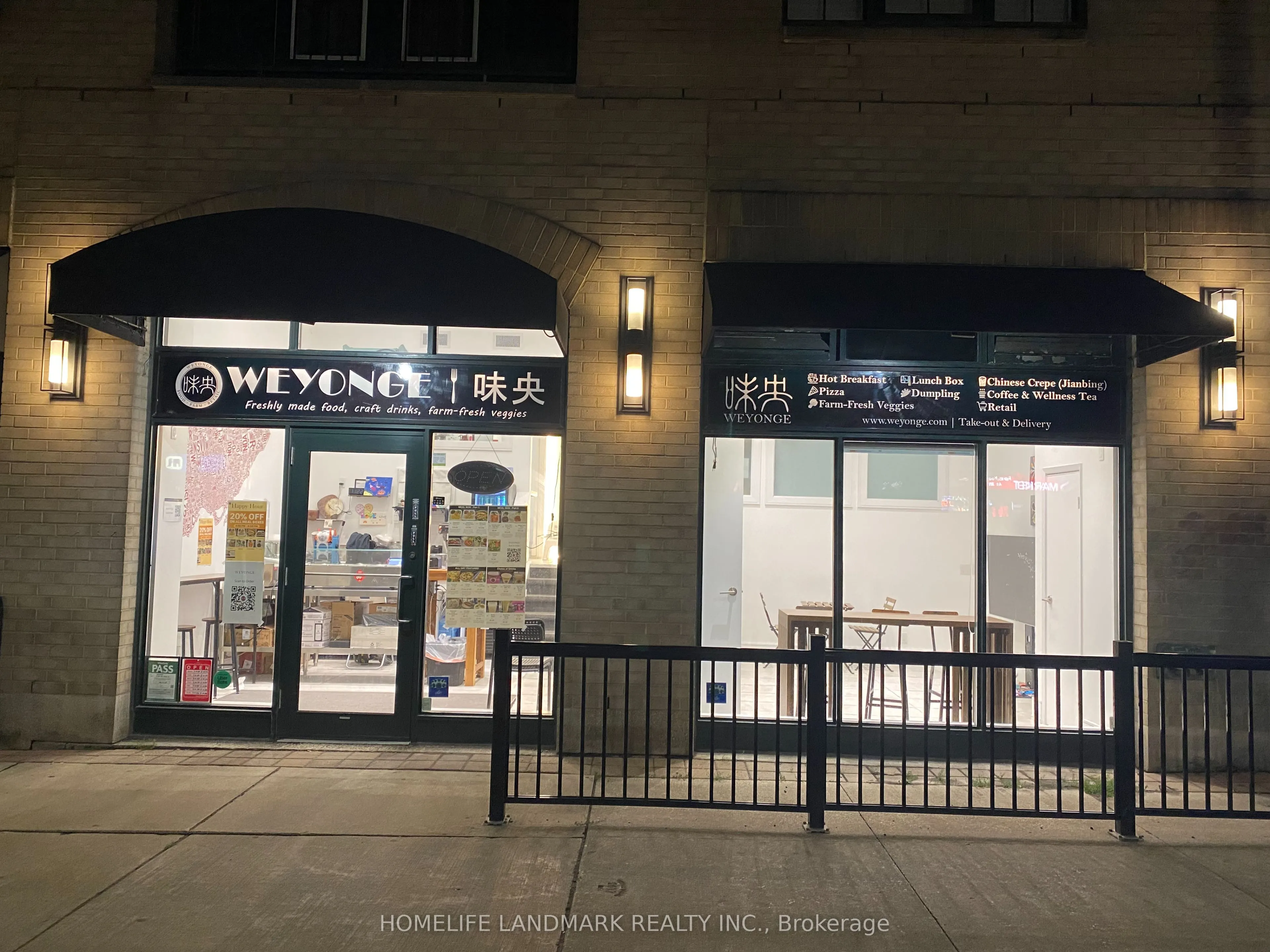 909 Yonge Street #27-28