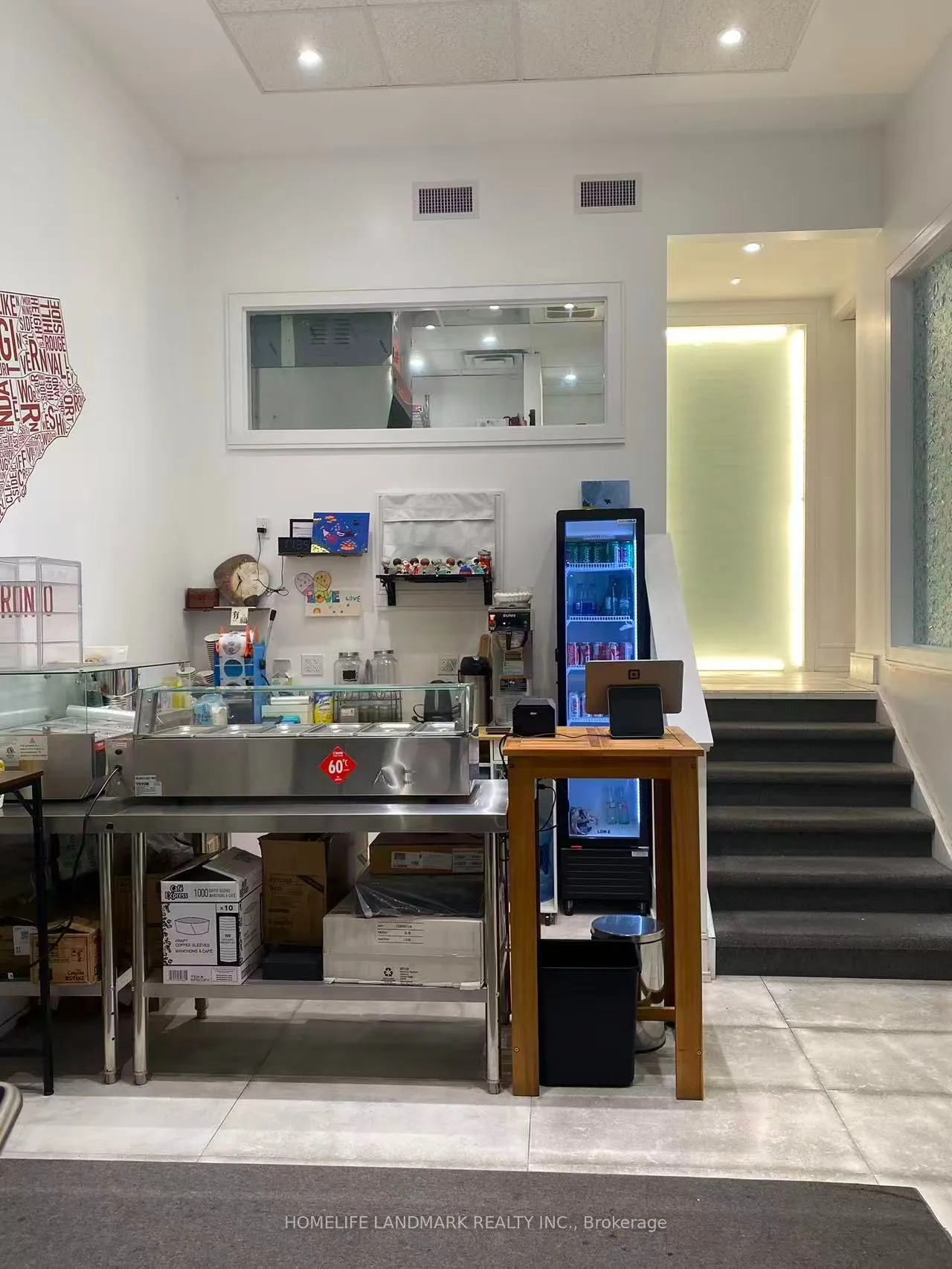 909 Yonge Street #27-28