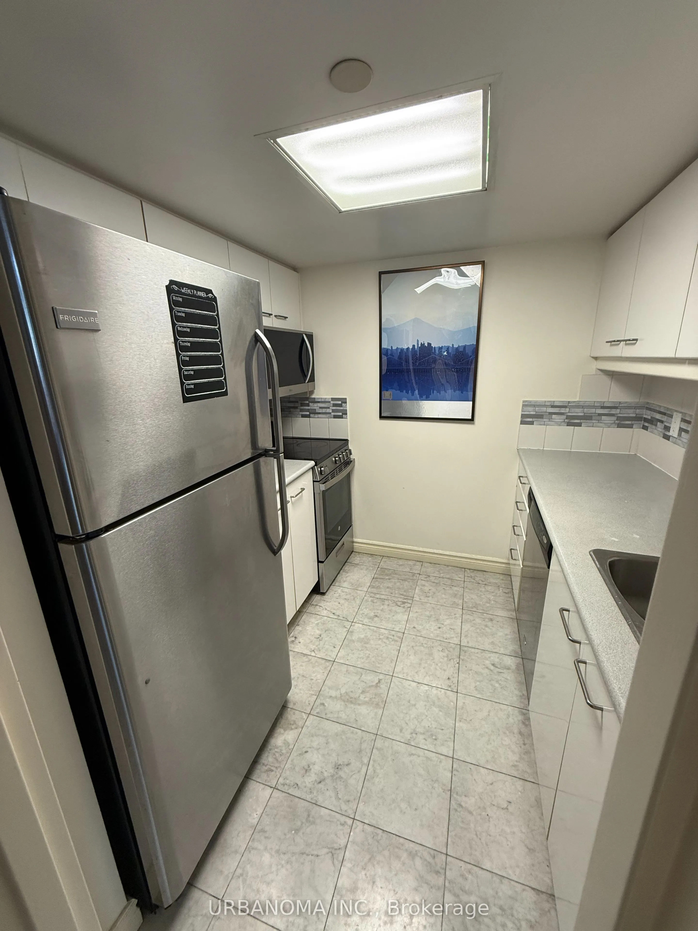38 Elm Street #3200