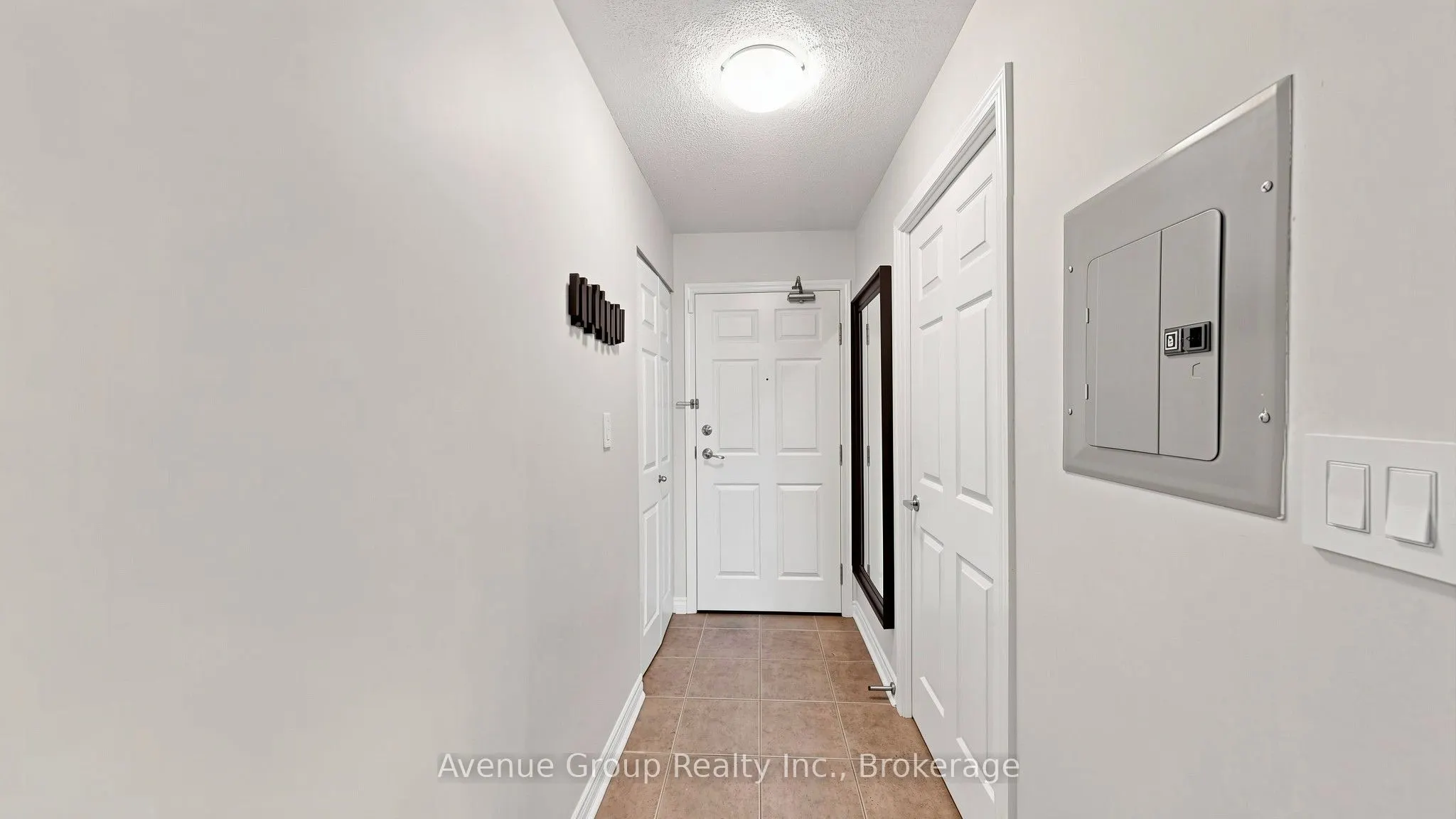 19 Barberry Place #513