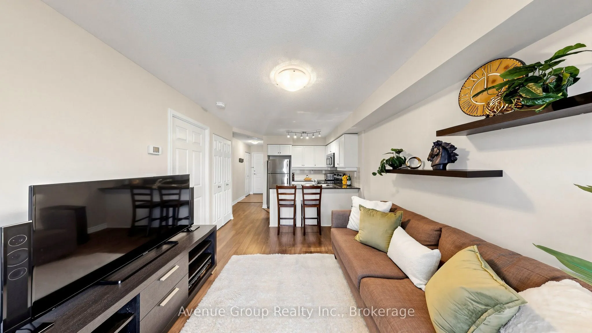 19 Barberry Place #513
