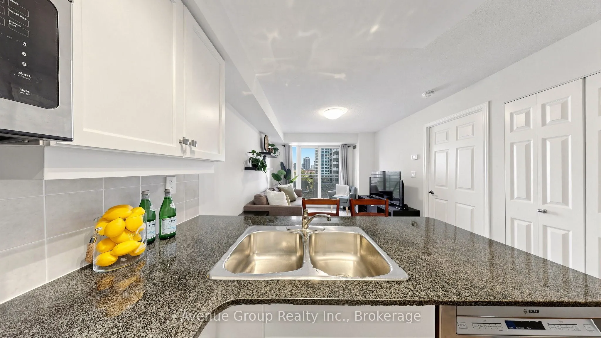 19 Barberry Place #513