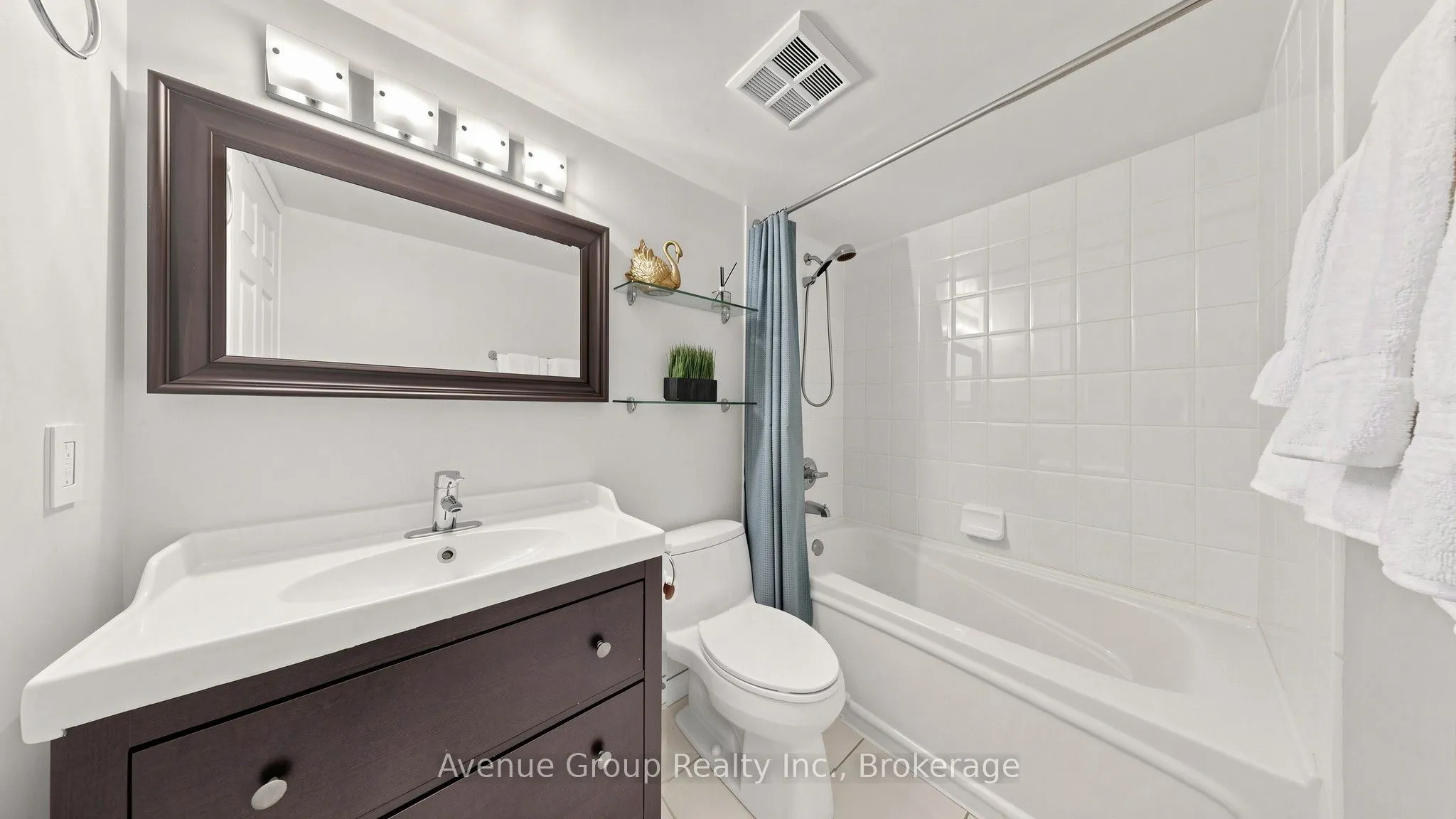 19 Barberry Place #513