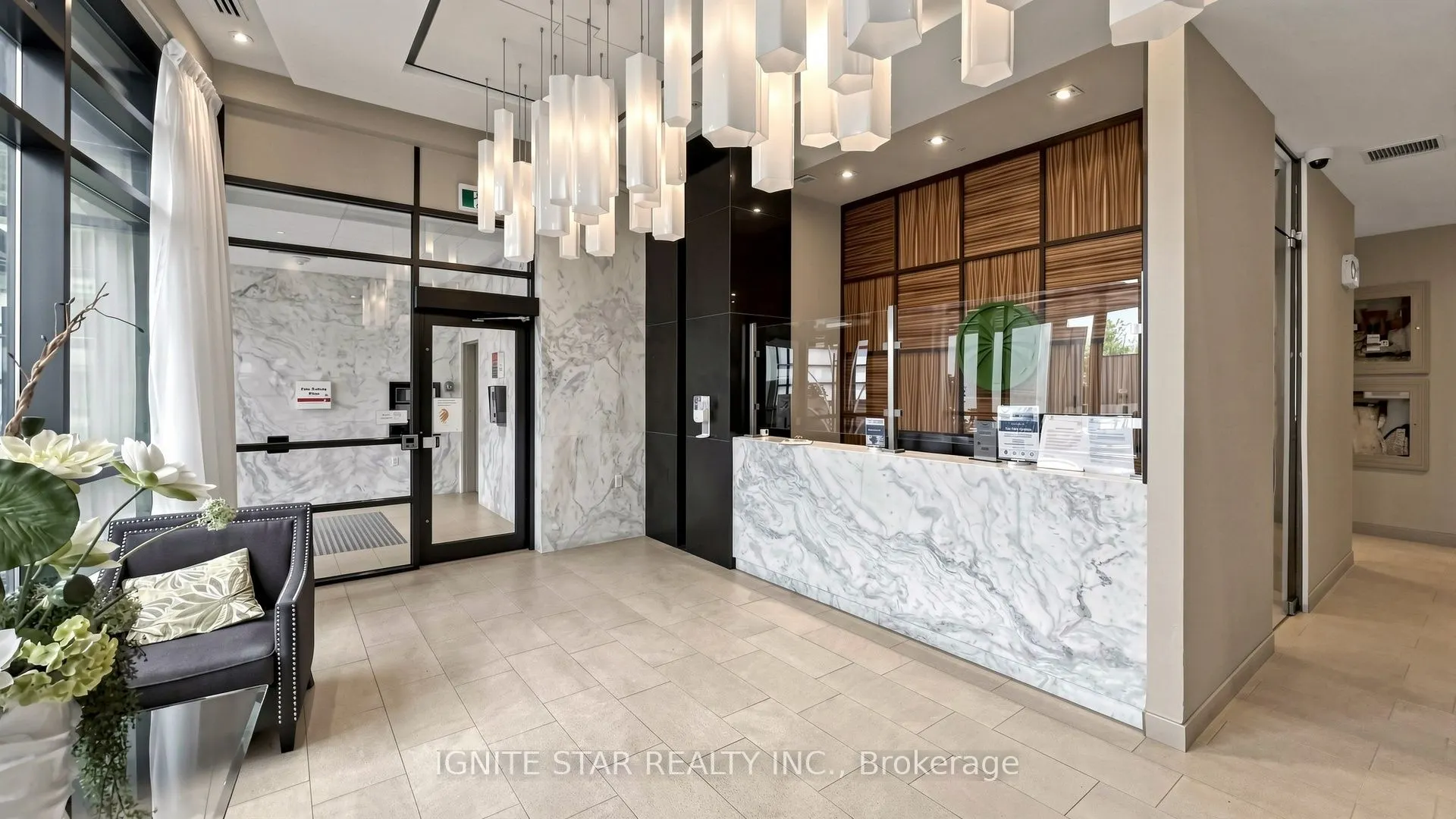 5740 Yonge Street #1201