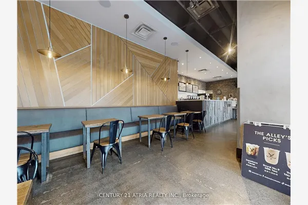 382 Yonge Street