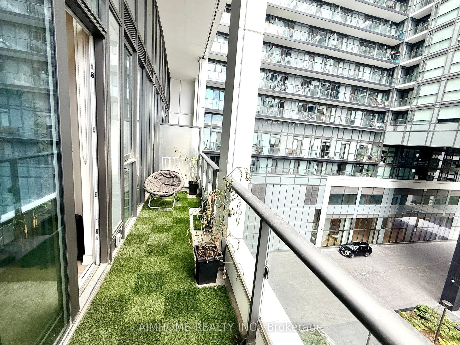 121 Lower Sherbourne Street #456