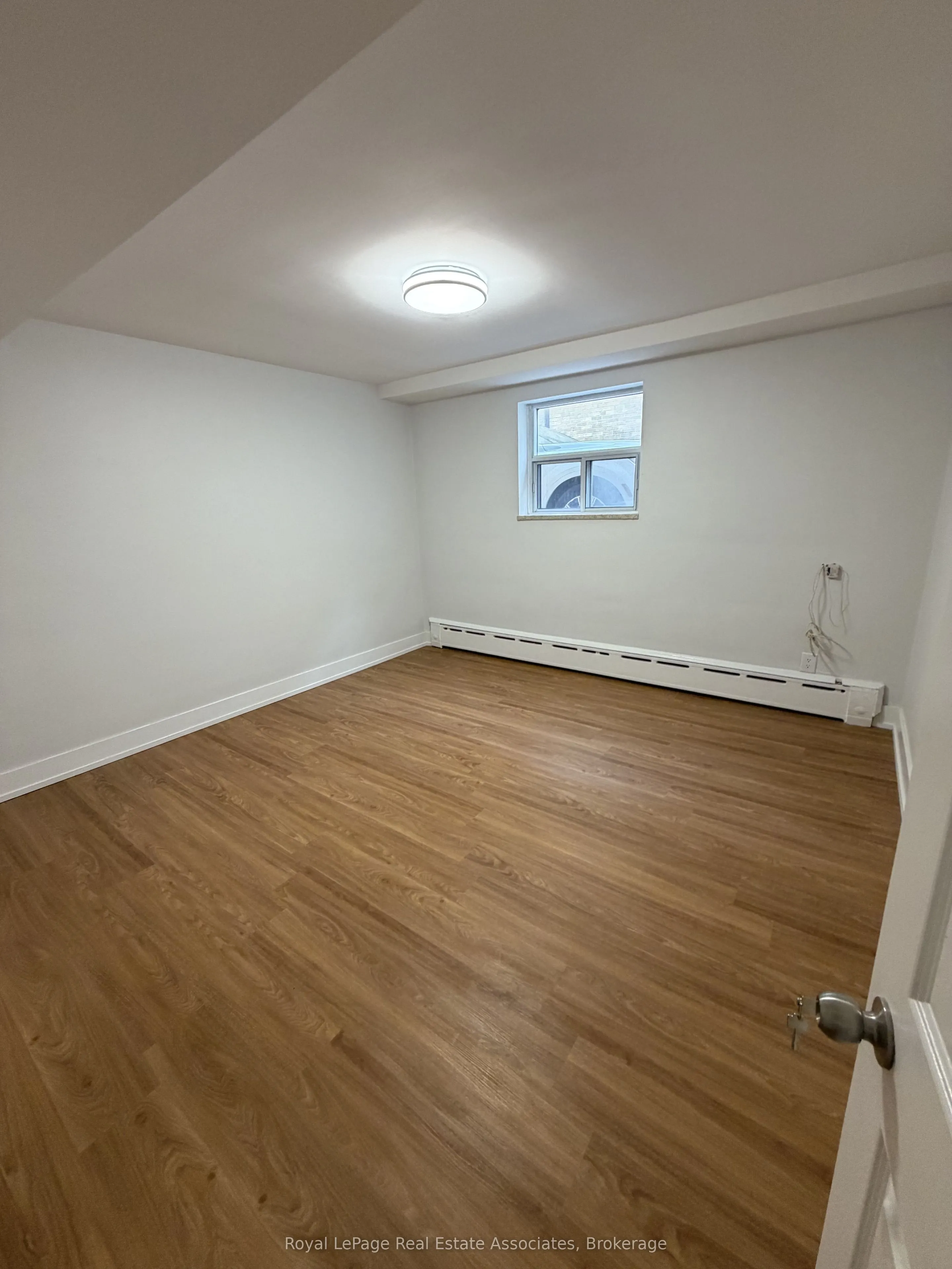 3877 Bathurst Street #1