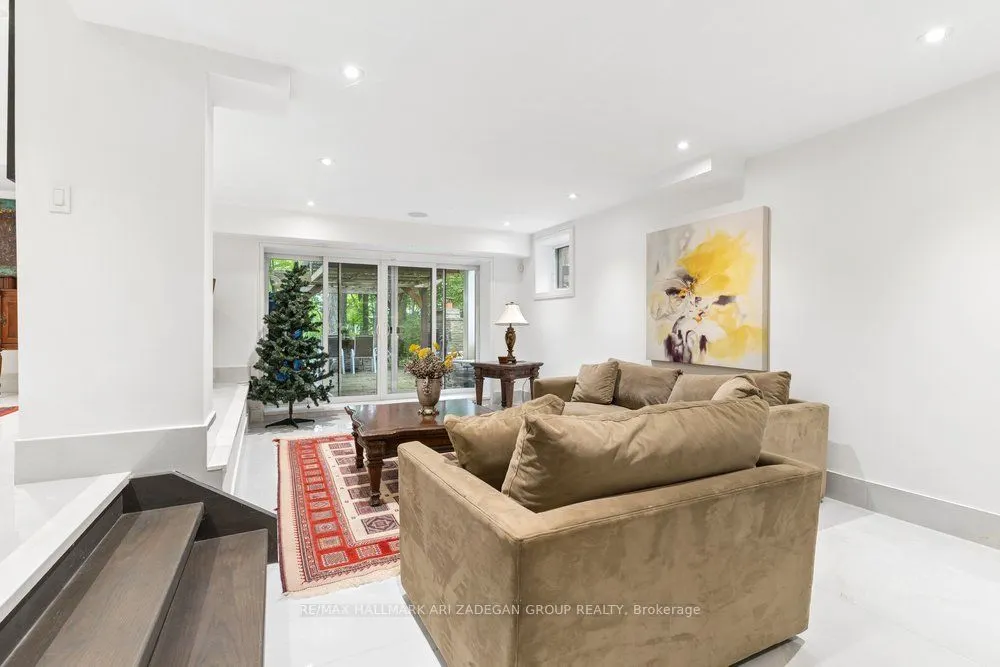 150 Sandringham Drive #.