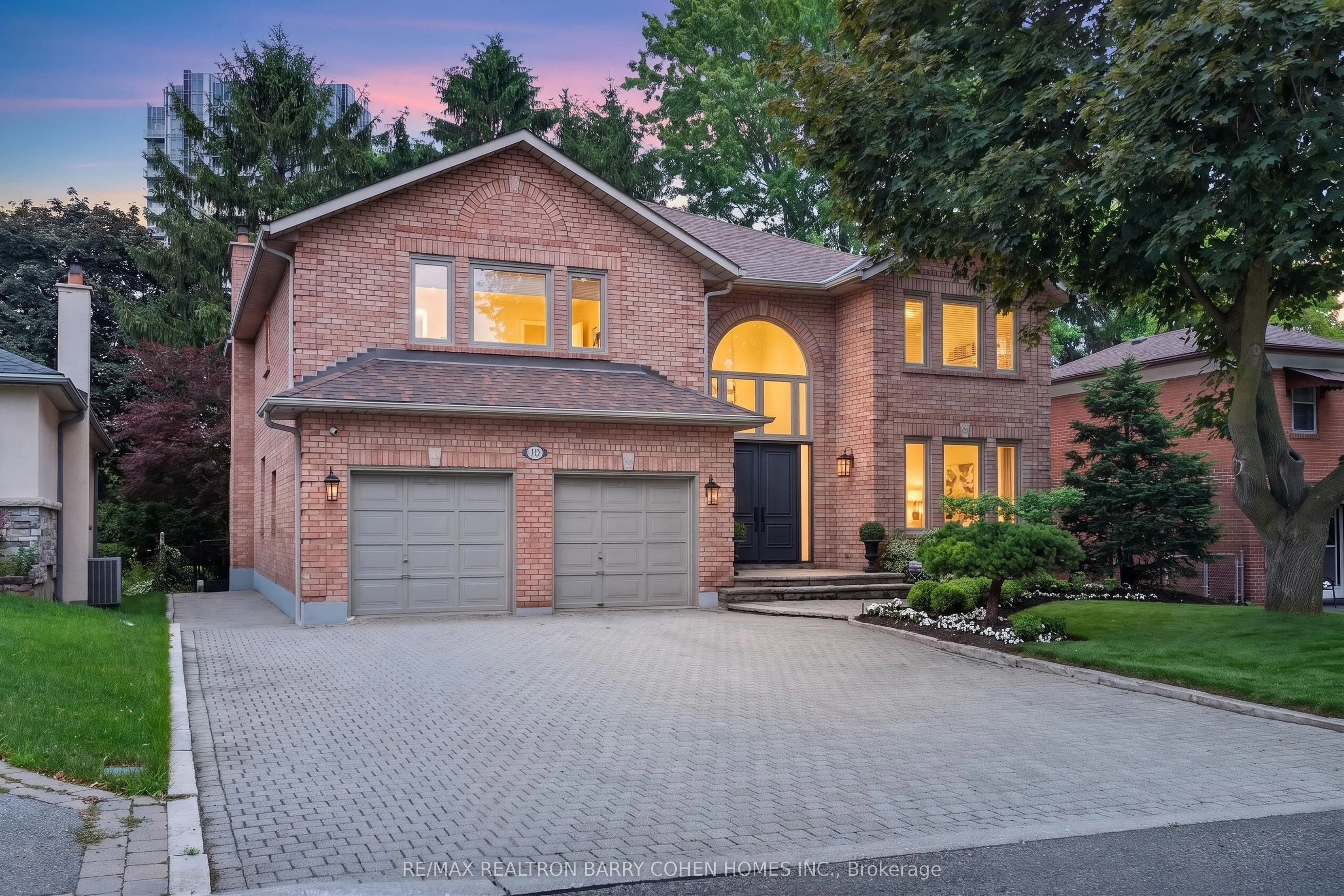 110 Upper Canada Drive