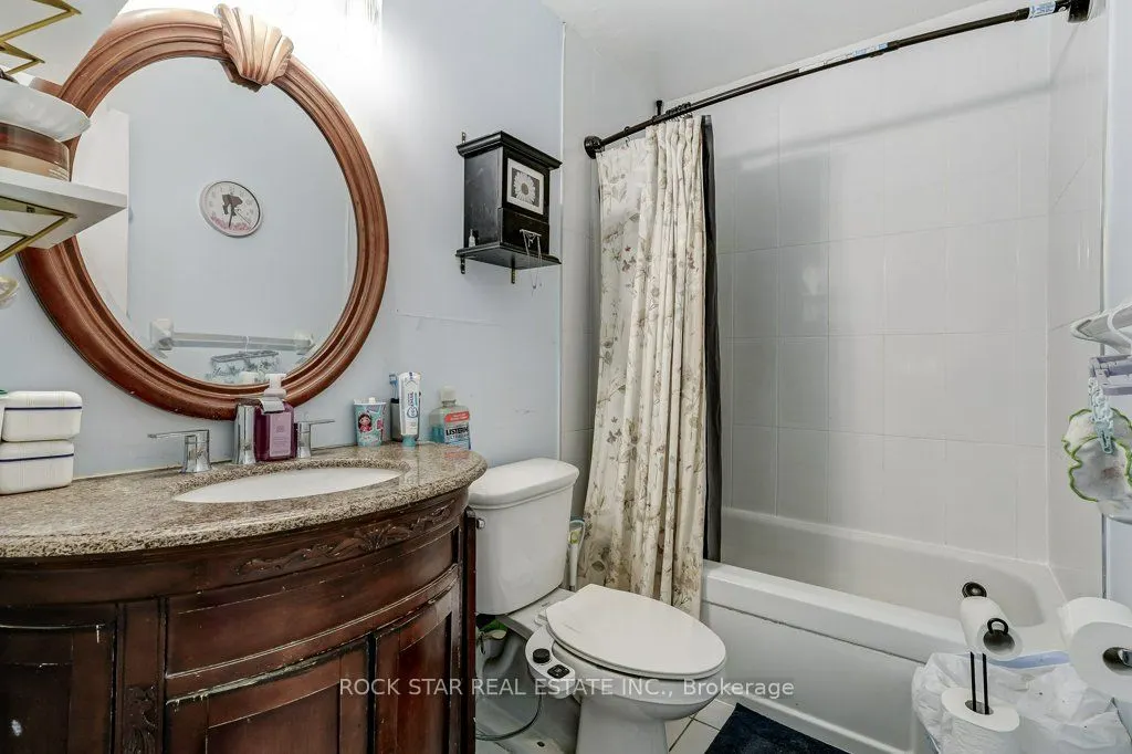 10 Sunny Glenway #1711