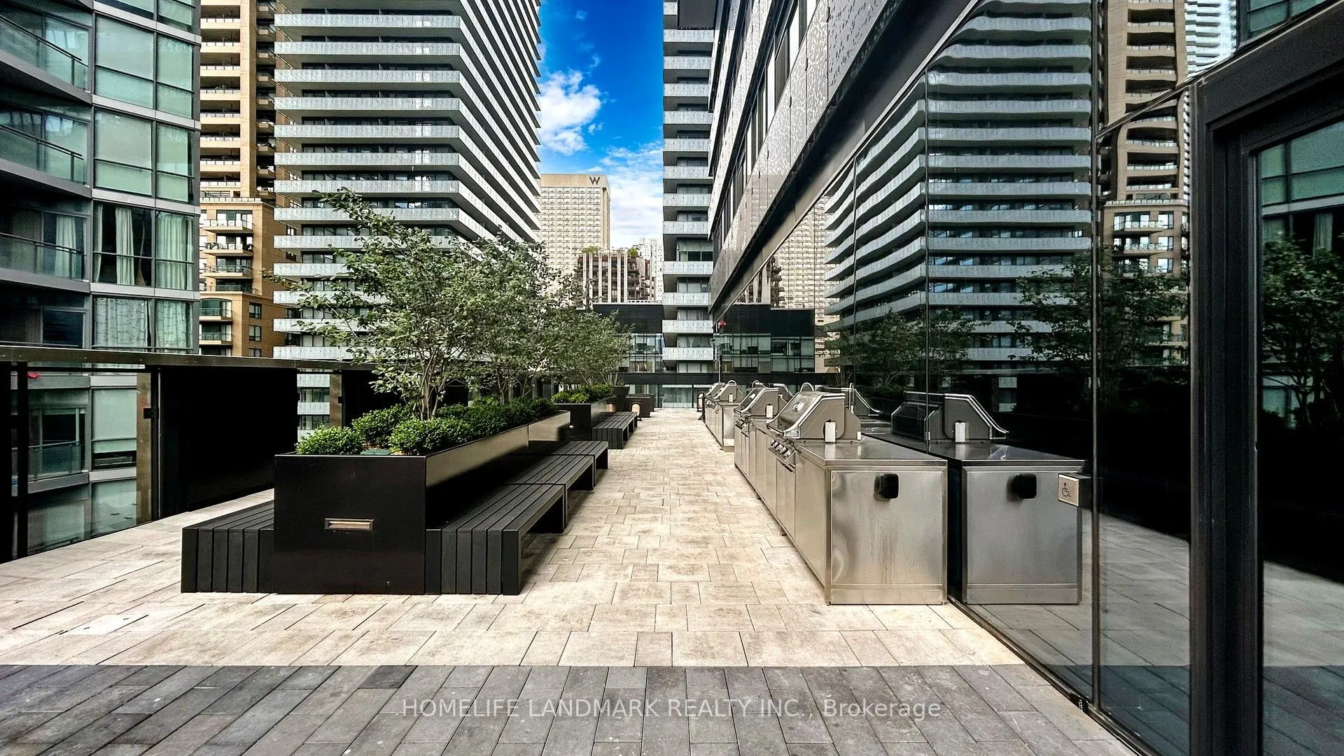 55 Charles Street E #TH05