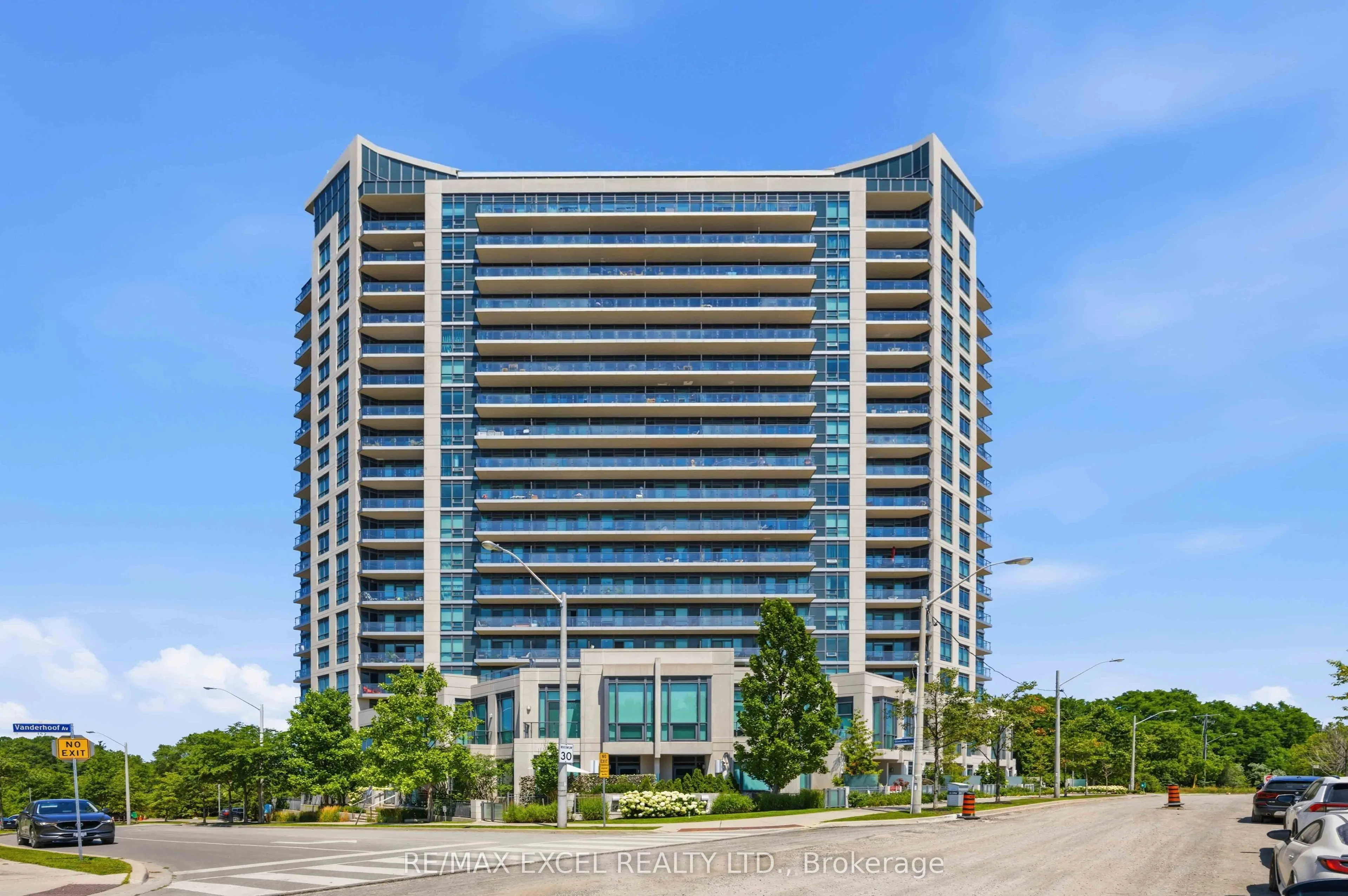 160 Vanderhoof Avenue #417