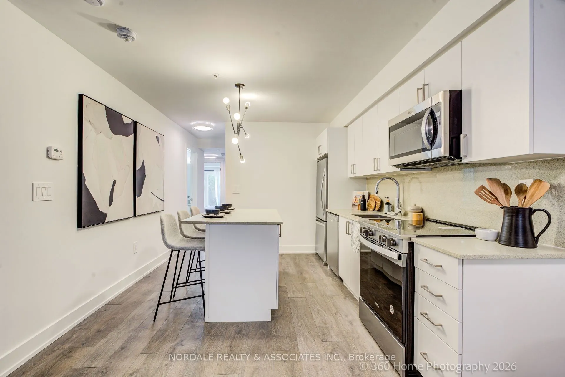 1660 Victoria Park Avenue #C102