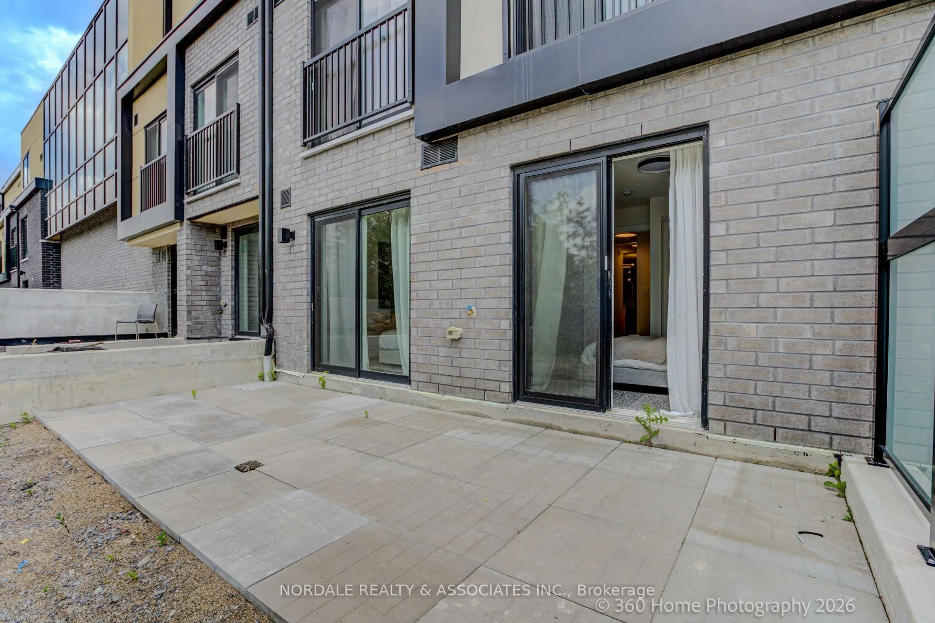 1660 Victoria Park Avenue #C102