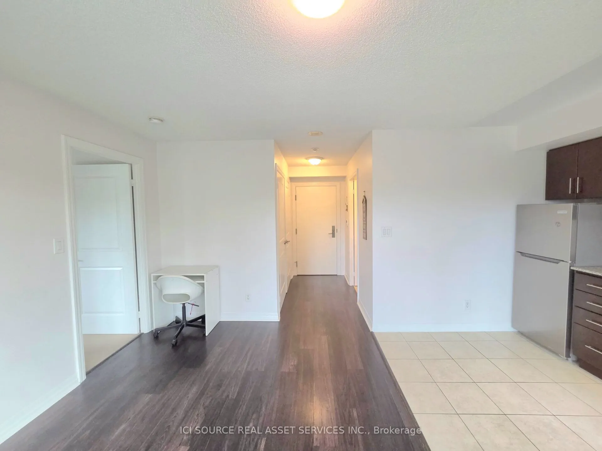 2035 Sheppard Avenue E #221