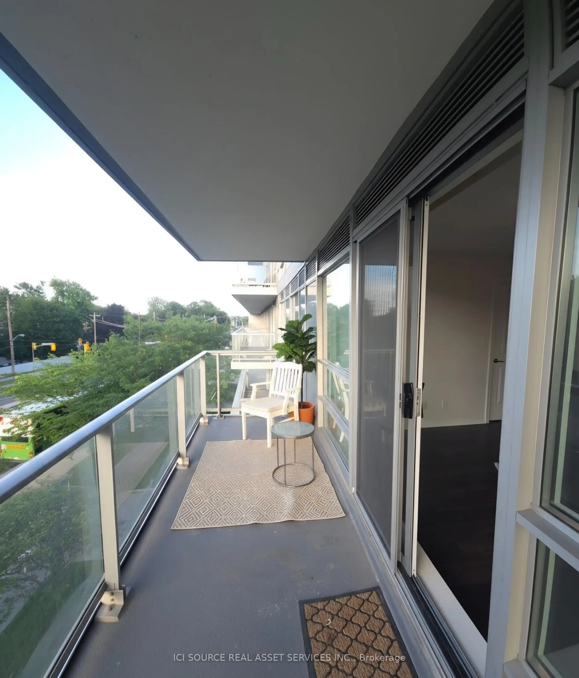 2035 Sheppard Avenue E #221