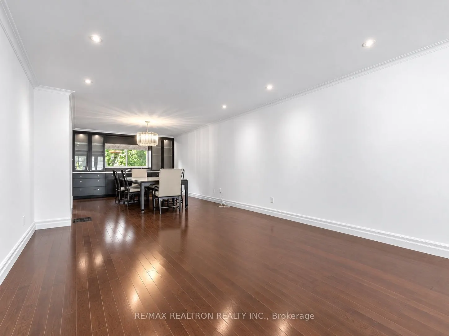 42 Apollo Drive