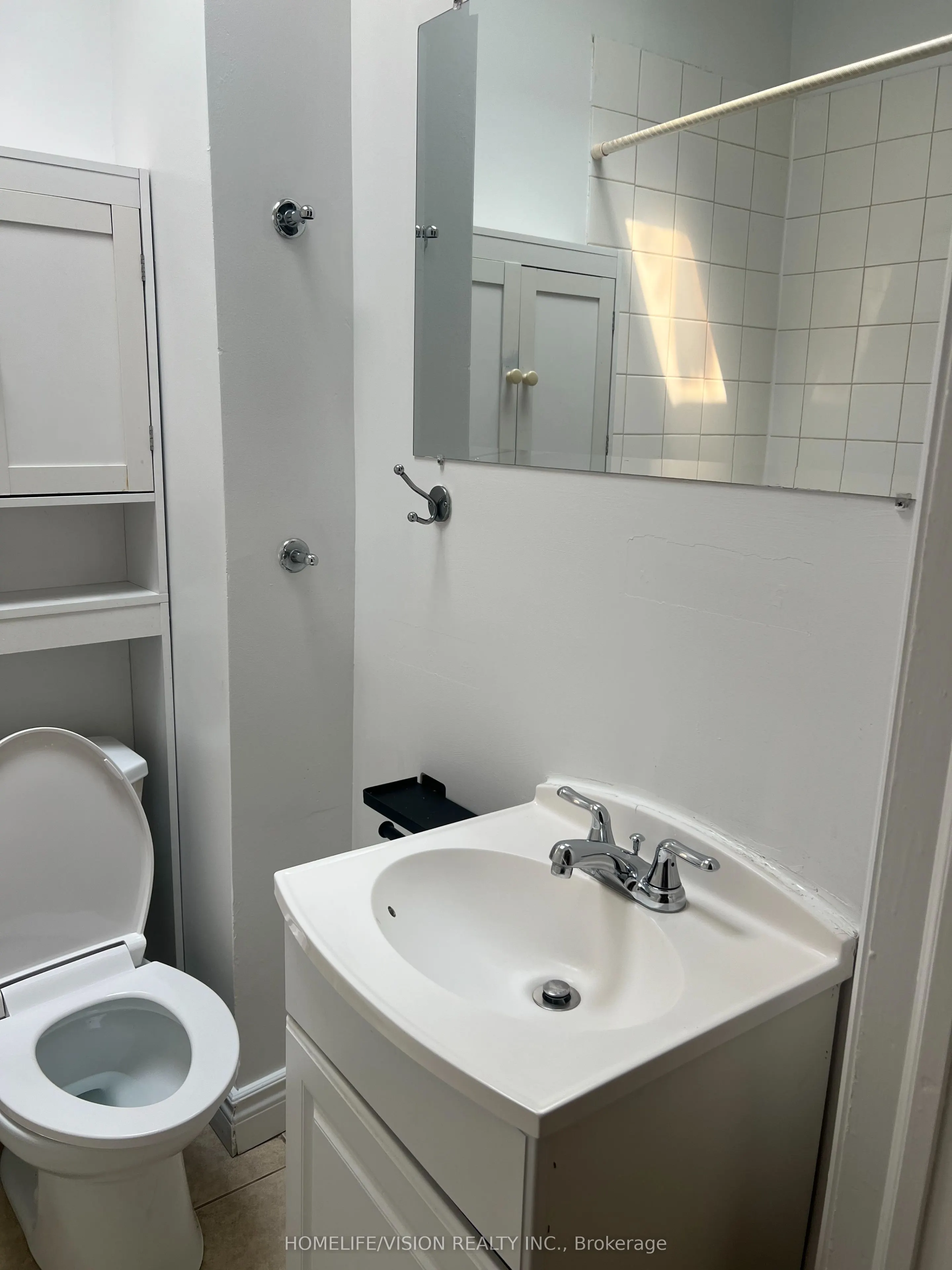 788 Eglinton Avenue E #1