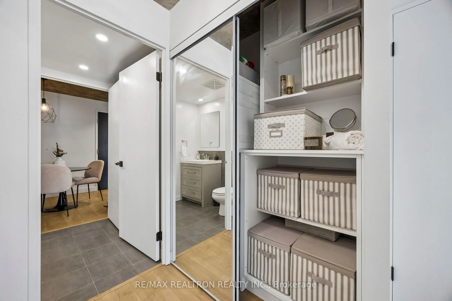 1005 King Street W #512