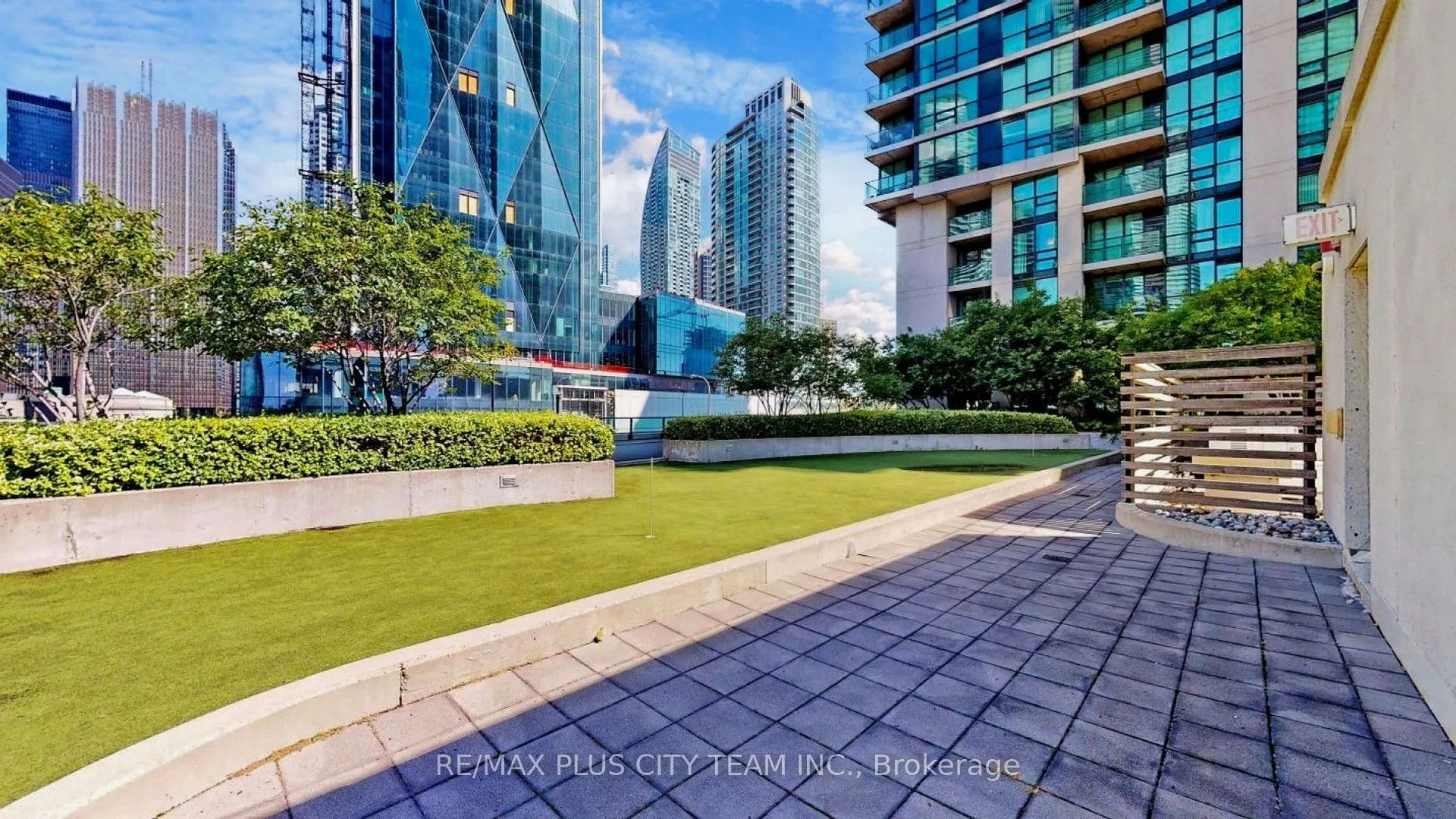 16 Harbour Street #4302