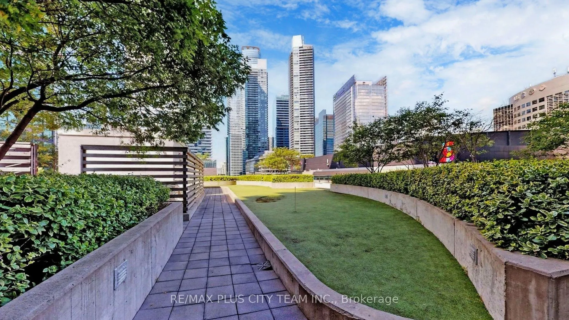 16 Harbour Street #4302