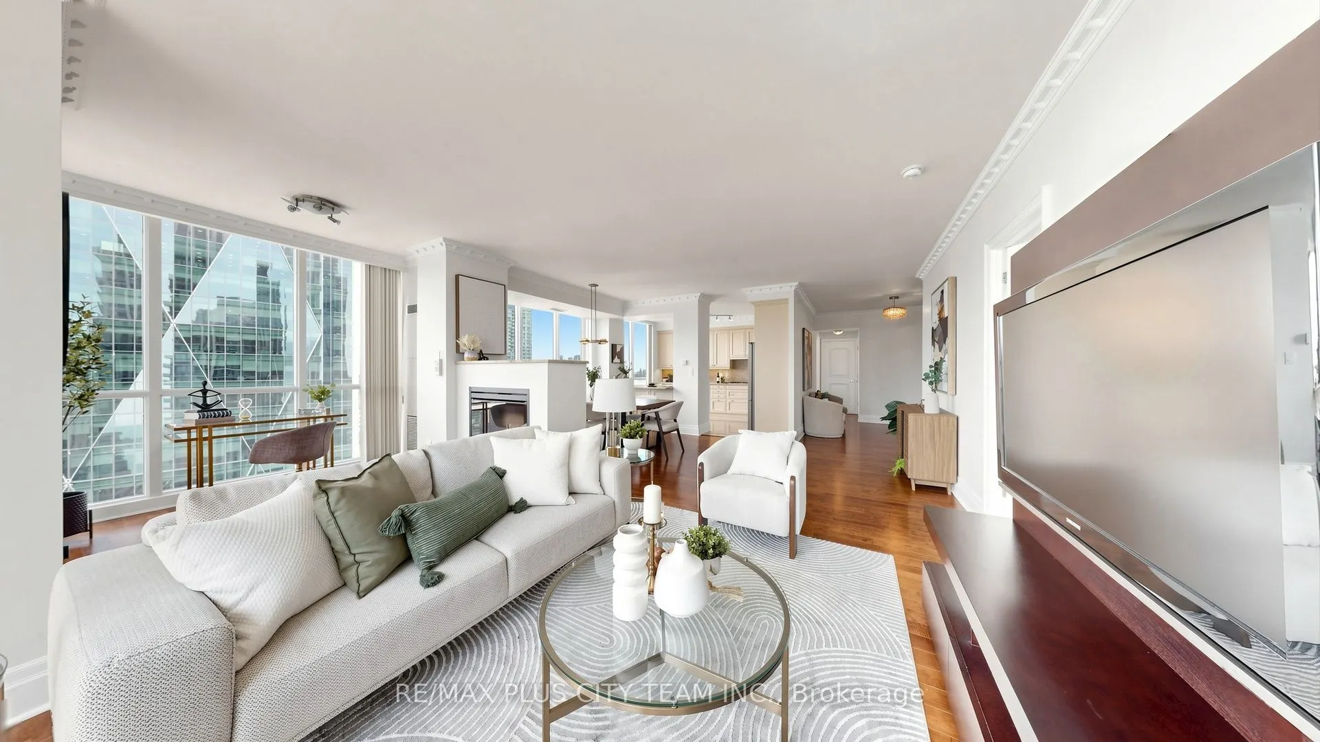 16 Harbour Street #4302