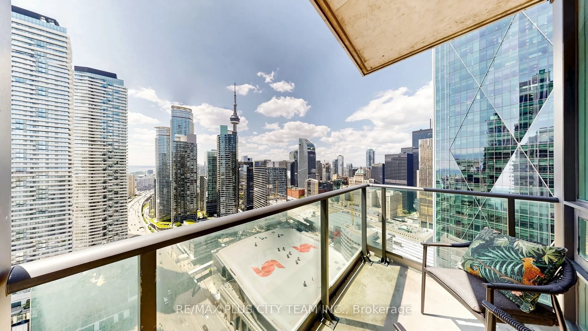 16 Harbour Street #4302