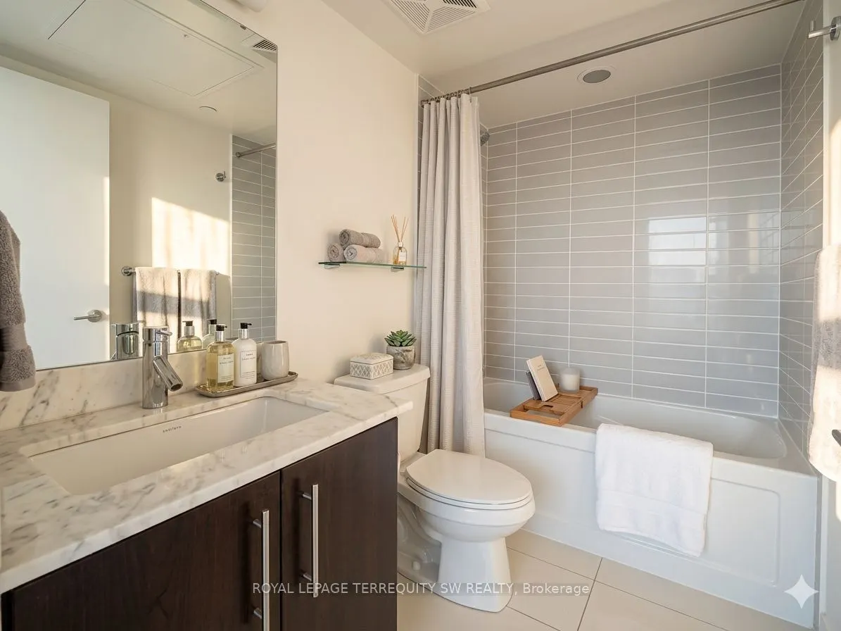 58 Orchard View Boulevard #902