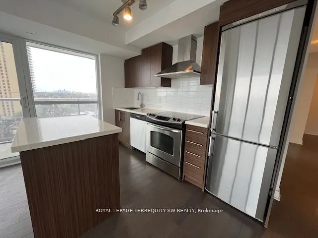 58 Orchard View Boulevard #902
